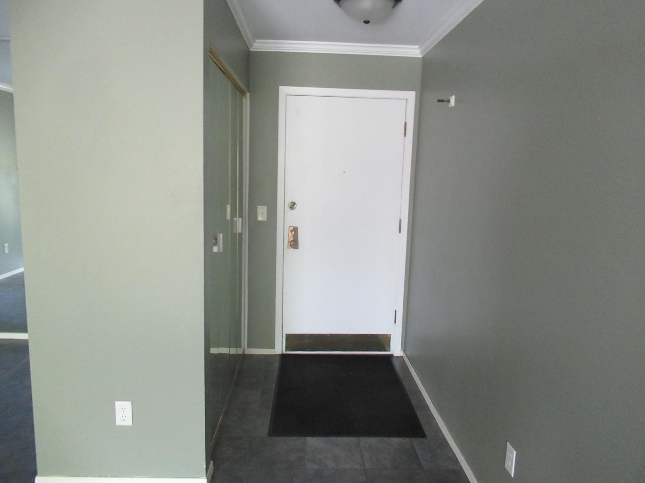 2nd image of 4120 Parklawn Ave #135, Minneapolis, MN 55435 | MLS# 7069118
