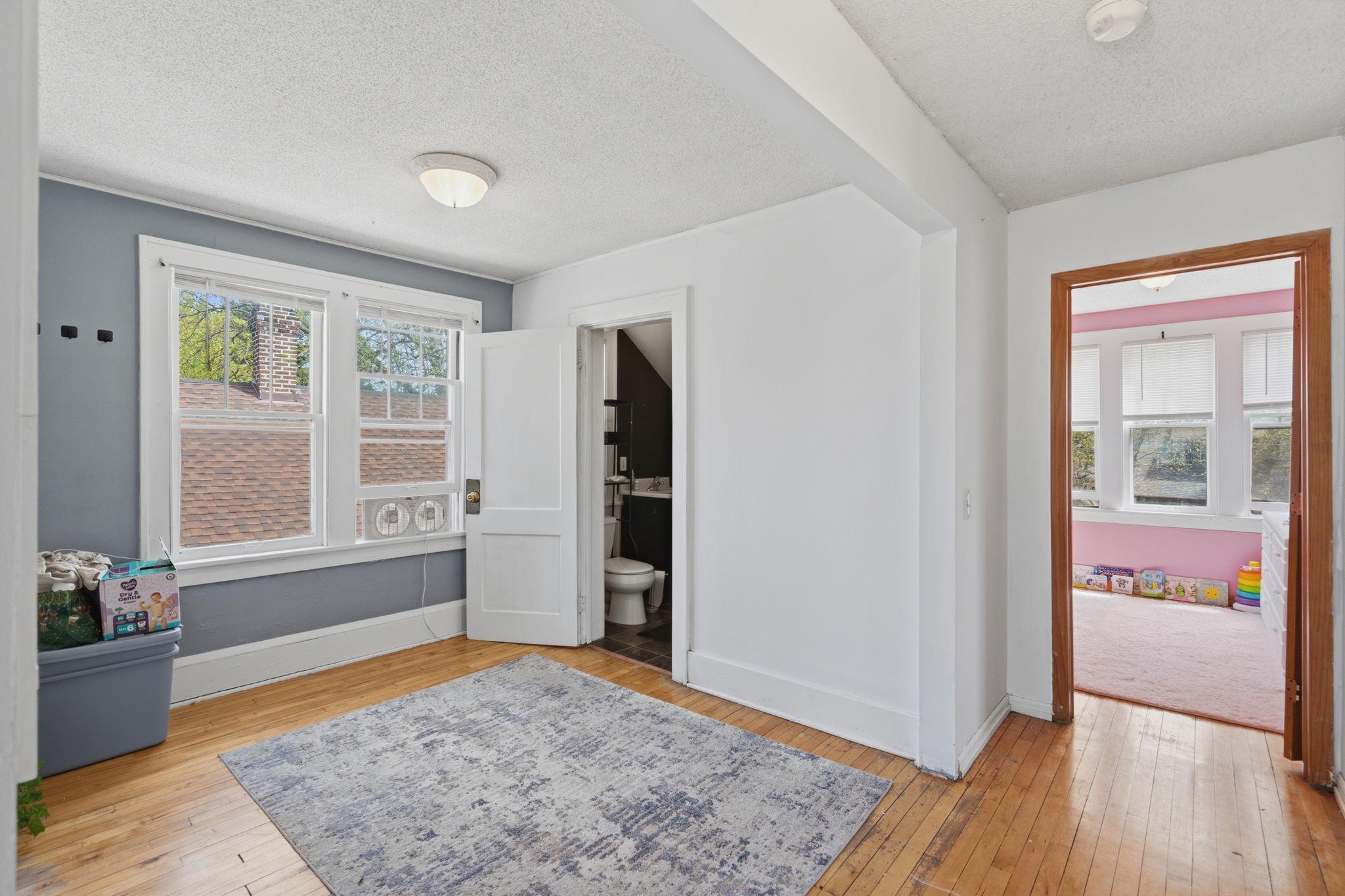 1st image of 1105 Rose Ave E, Saint Paul, MN 55106 | MLS# 7069426