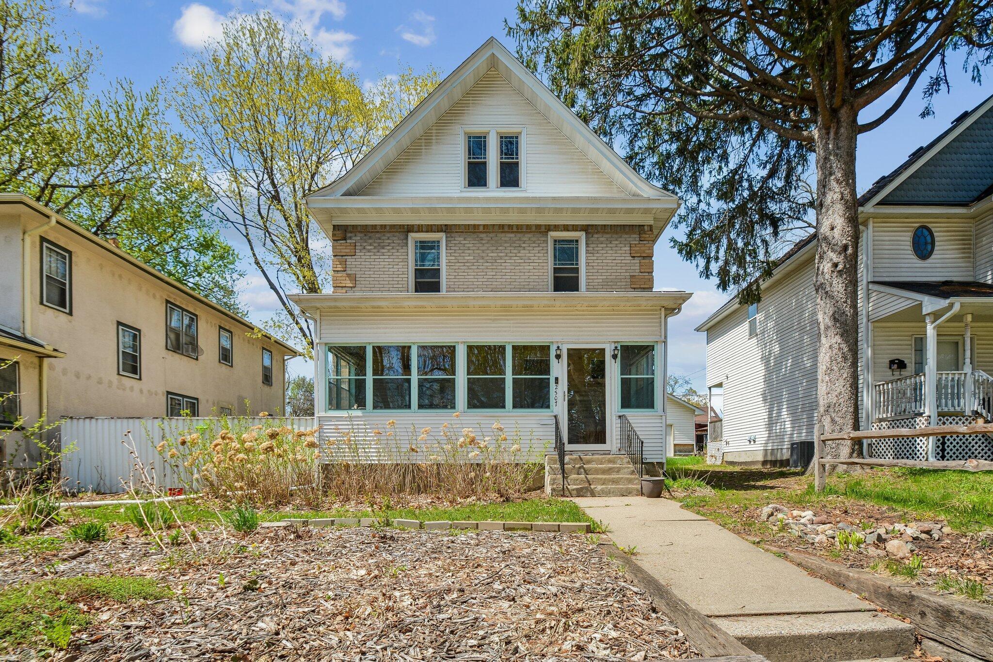 Homes for sale in Minneapolis, MN | 2507 Thomas Ave N, Minneapolis, MN 55411 | MLS# 7069438