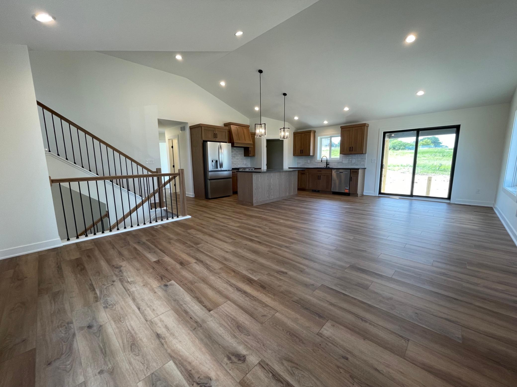 5th image of 3463 Stonehedge Dr Ne, Rochester, MN 55906 | MLS# 7069468