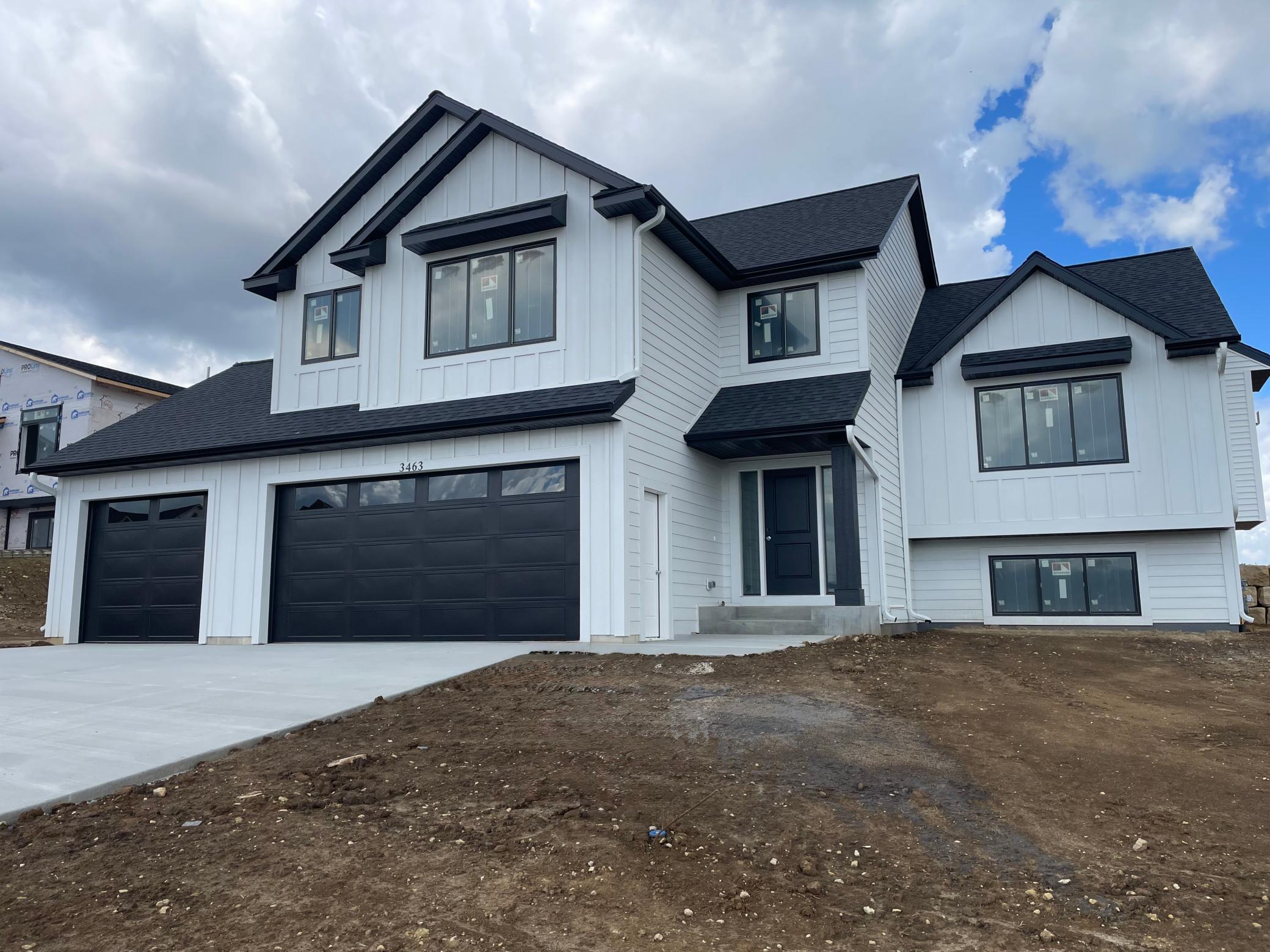 1st image of 3463 Stonehedge Dr Ne, Rochester, MN 55906 | MLS# 7069468