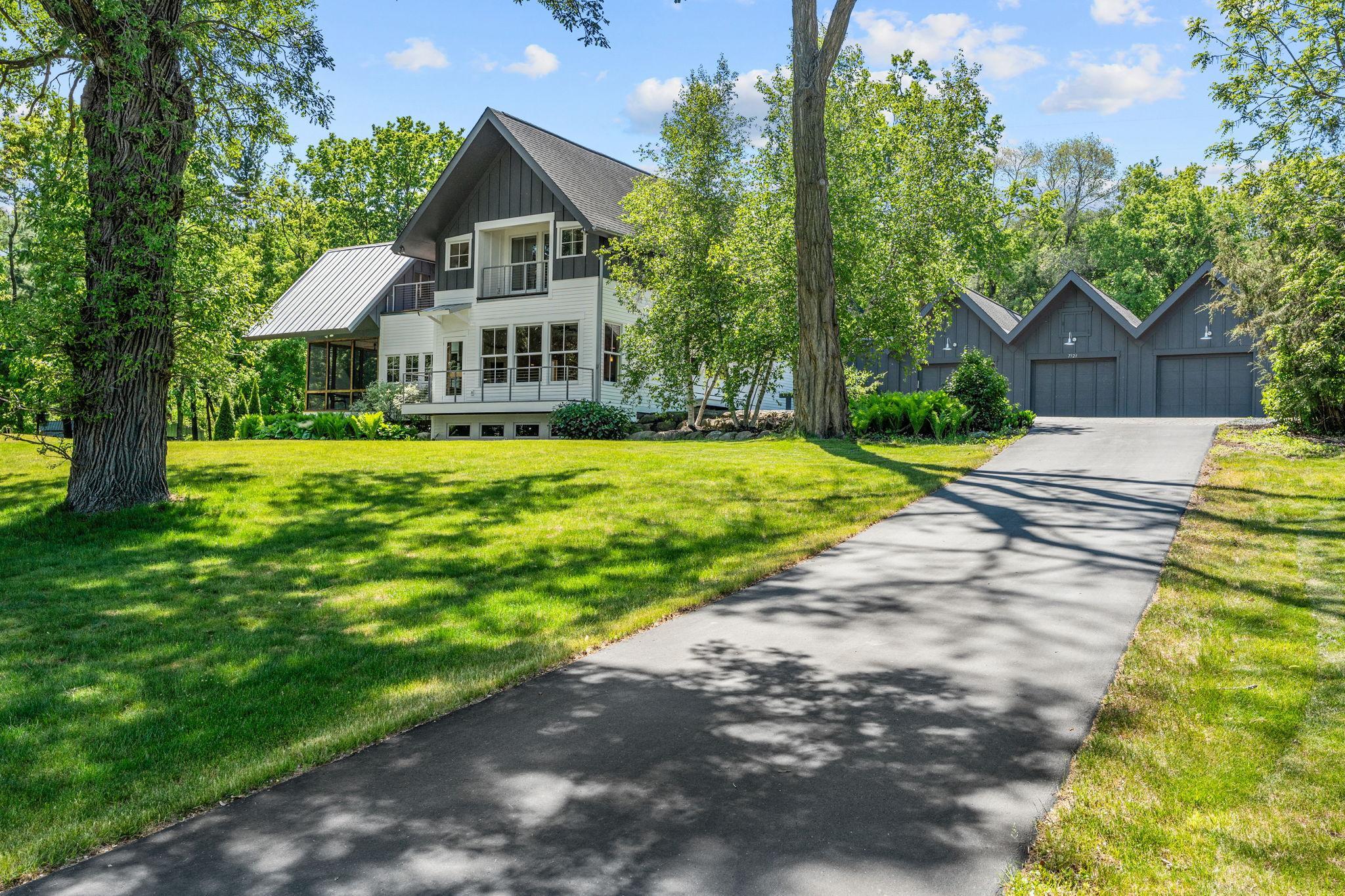 1st image of 7521 River Rd, Inver Grove Heights, MN 55076 | MLS# 7069505