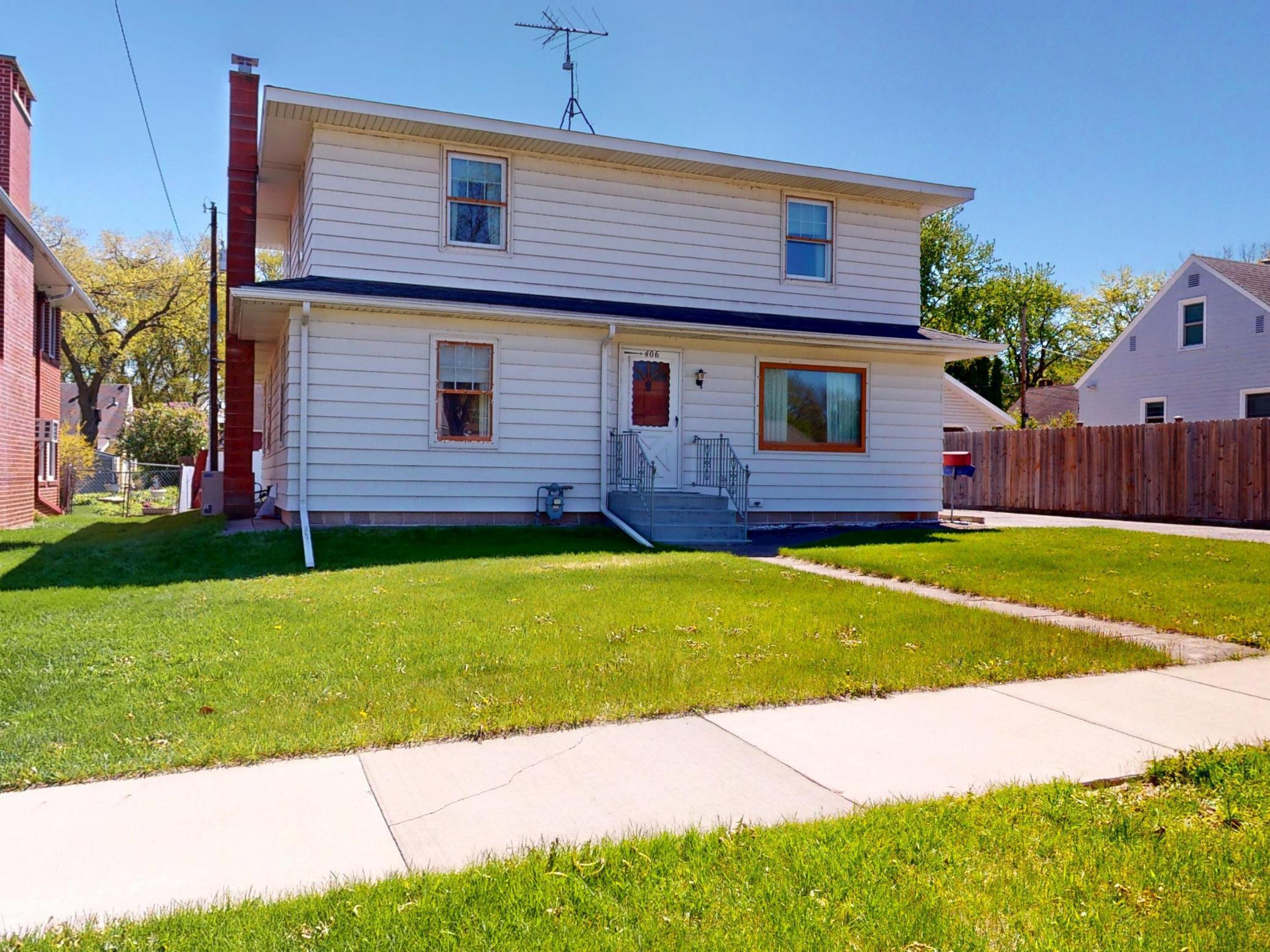 1st image of 406 Giles Pl, Albert Lea, MN 56007 | MLS# 7069670