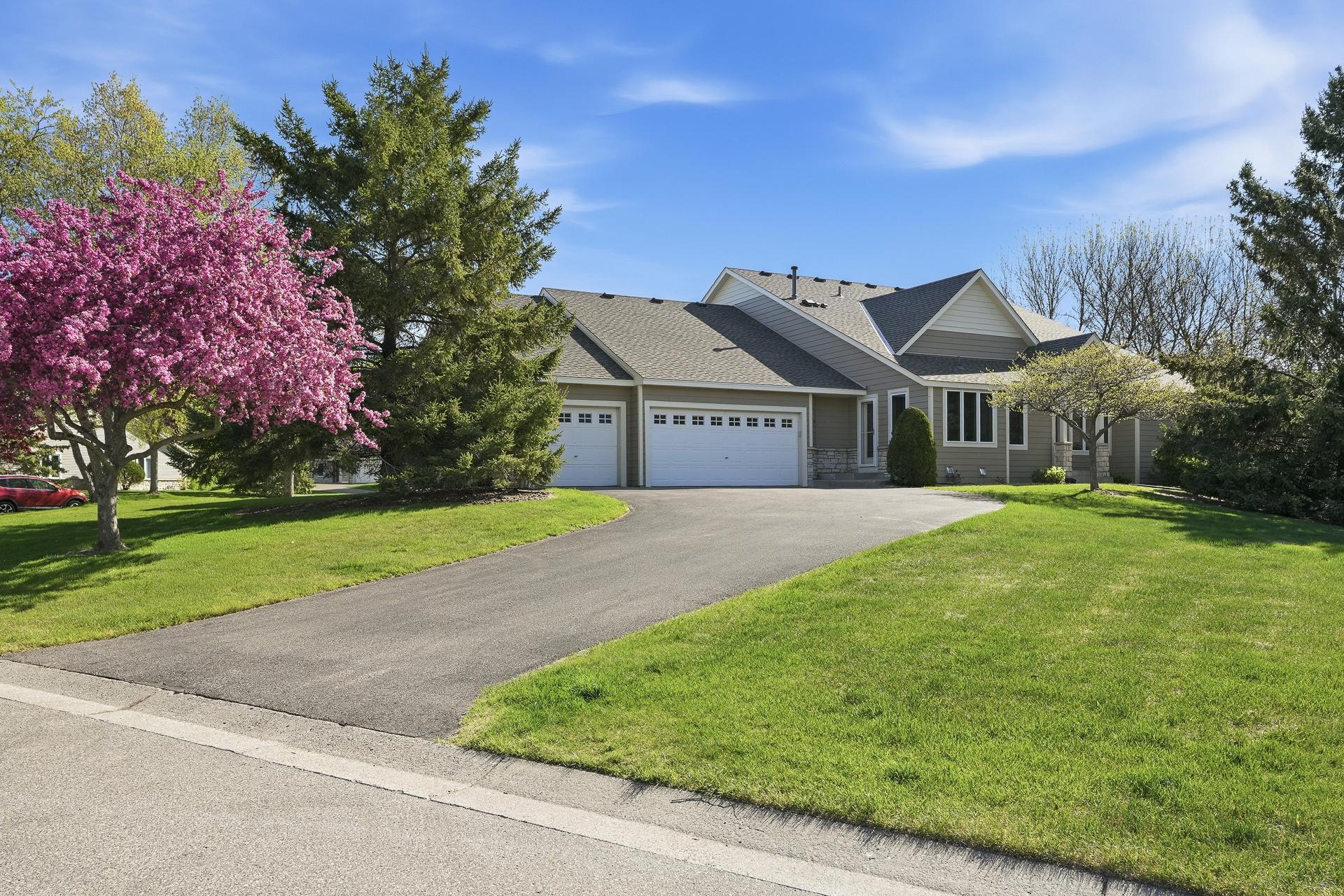 1st image of 8821 Stonebrooke Ct, Saint Paul, MN 55125 | MLS# 7069769