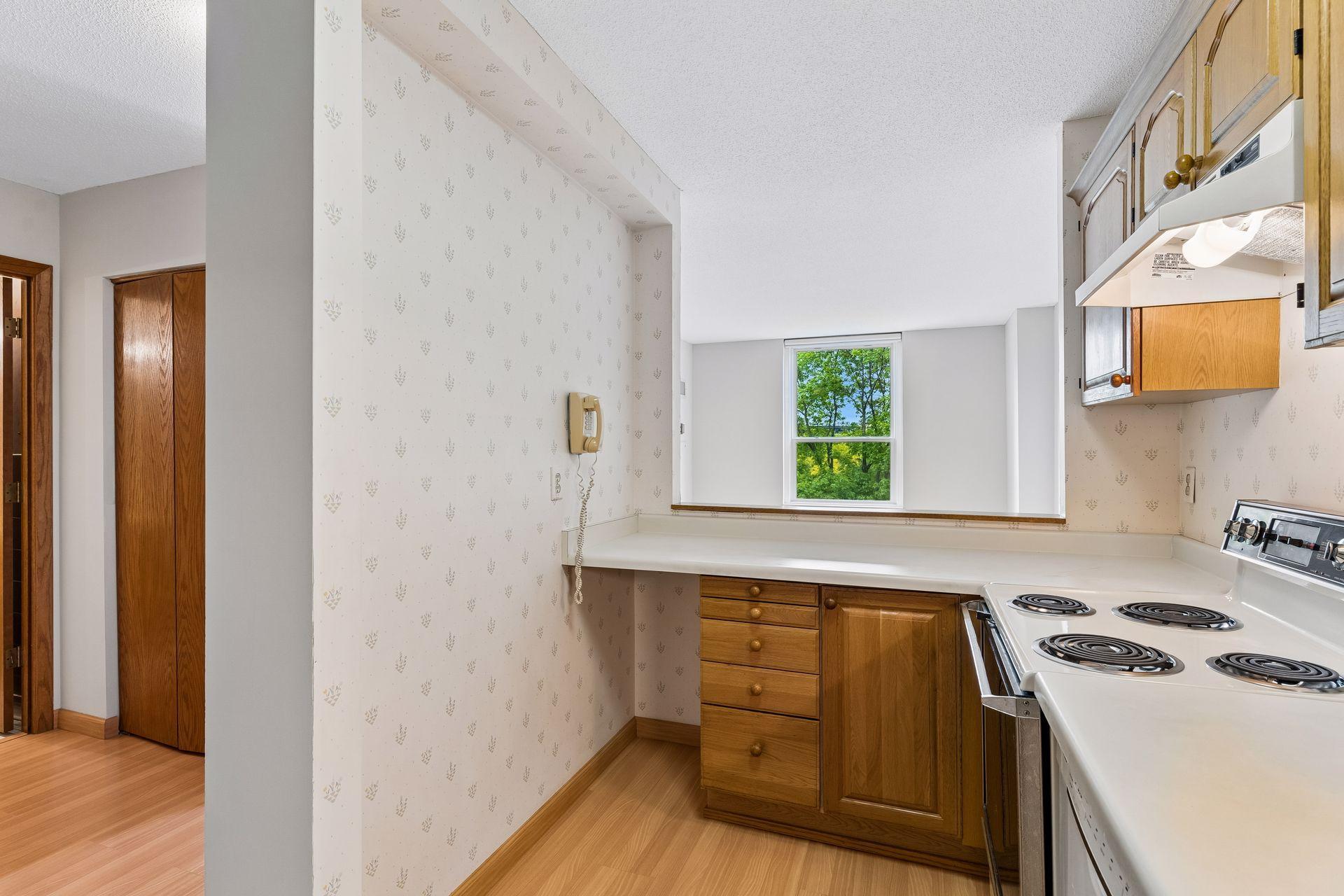 4th image of 1425 W 28Th St #315, Minneapolis, MN 55408 | MLS# 7069827