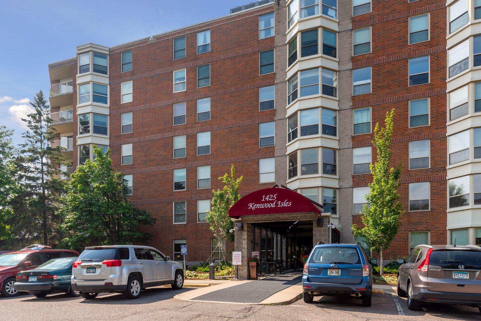 1st image of 1425 W 28th St #315, Minneapolis, MN 55408 | MLS# 7069827