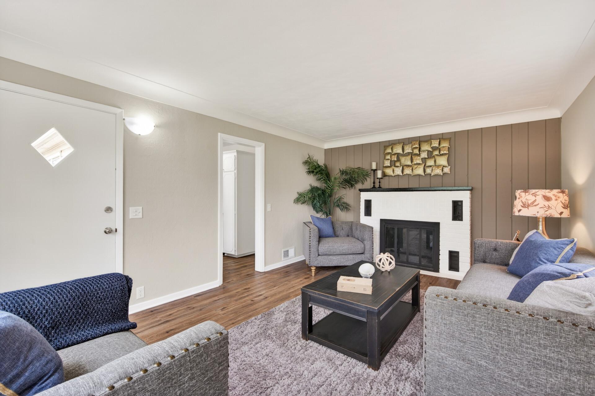 4th image of 12122 Crooked Lake Blvd Nw, Minneapolis, MN 55433 | MLS# 7069922