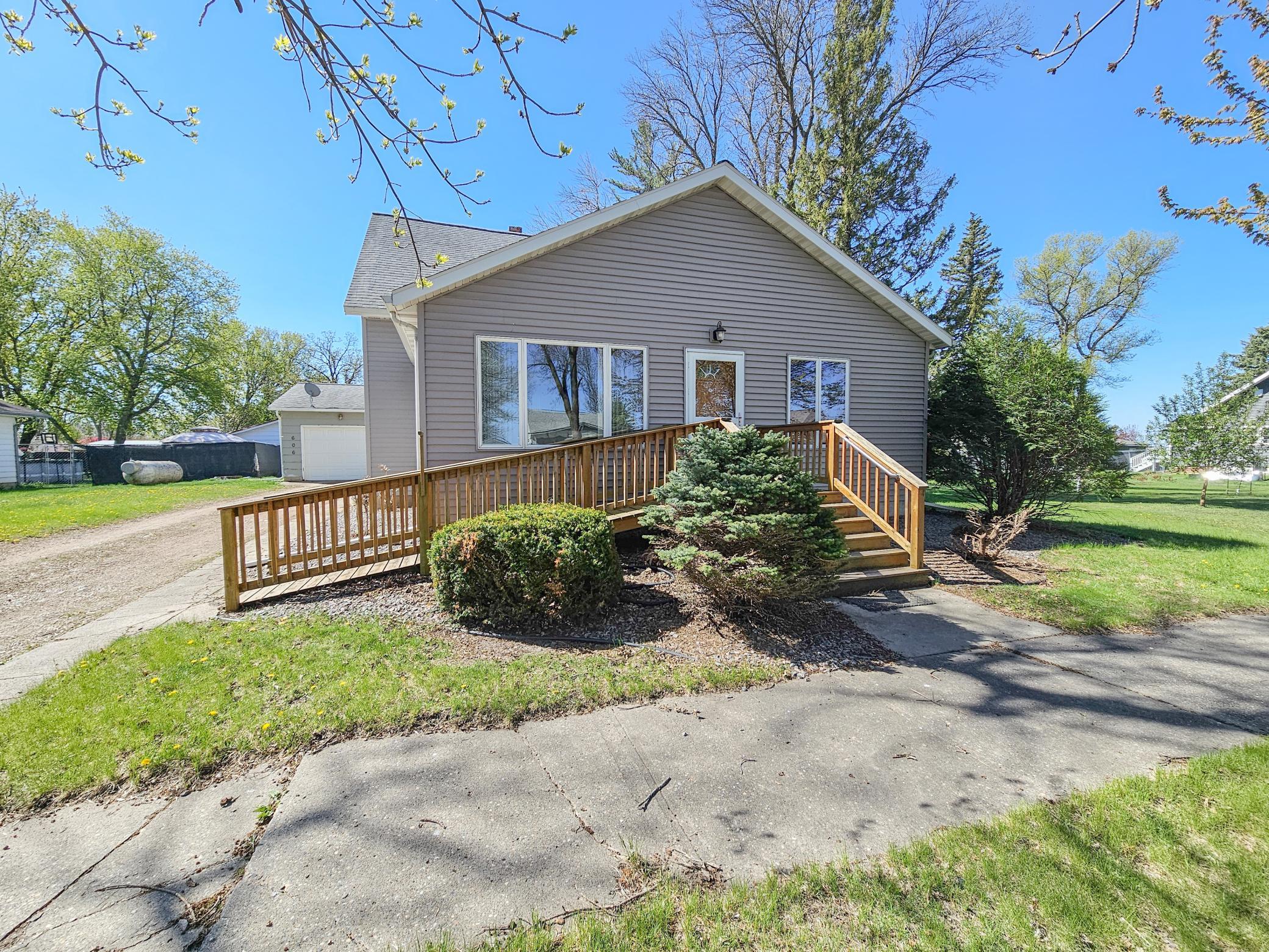 Homes for sale in Lucan, MN | 606 2nd St, Lucan, MN 56255 | MLS# 7069982