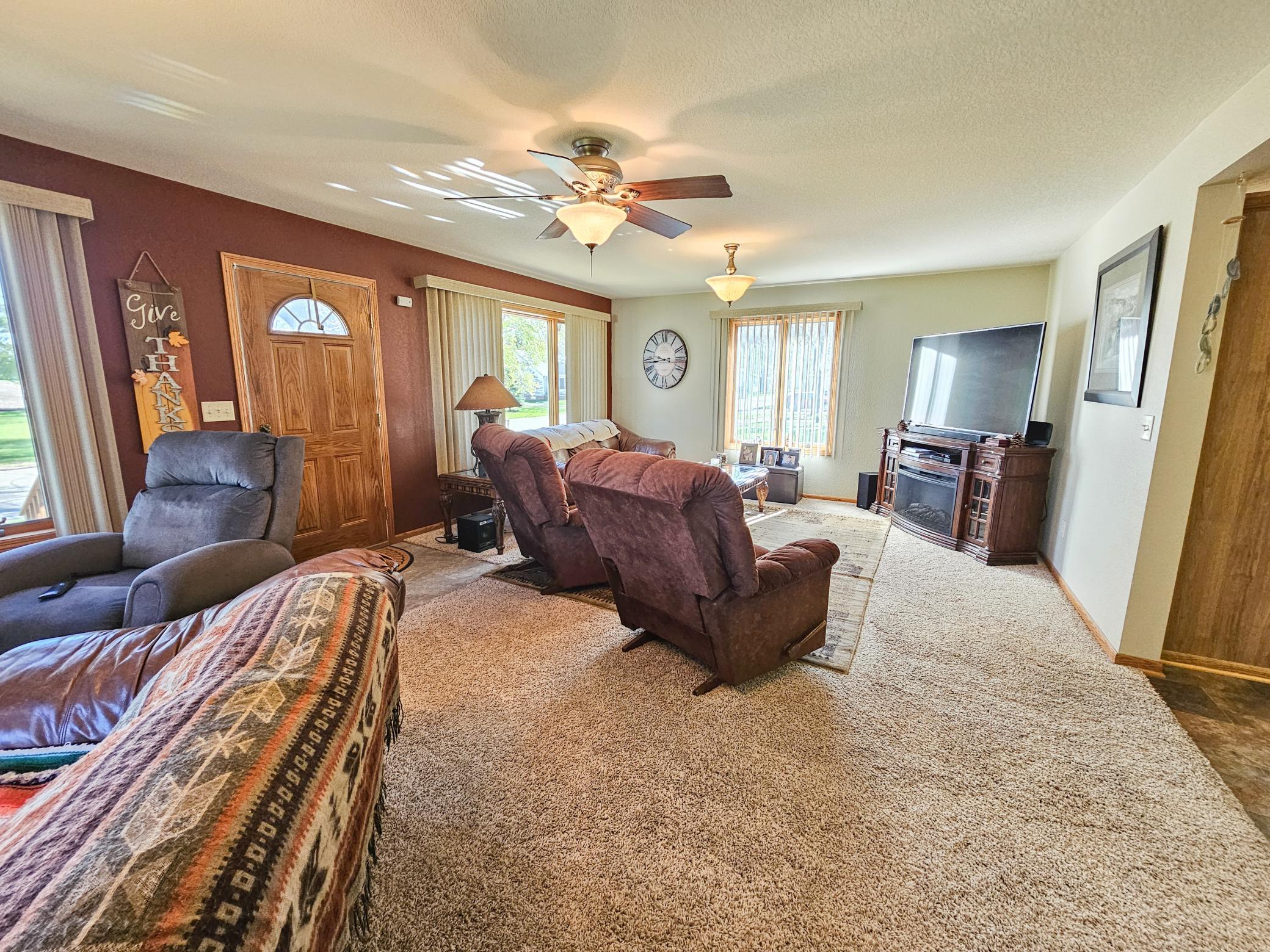 Homes for sale in Lucan, MN | 606 2Nd St, Lucan, MN 56255 | MLS# 7069982