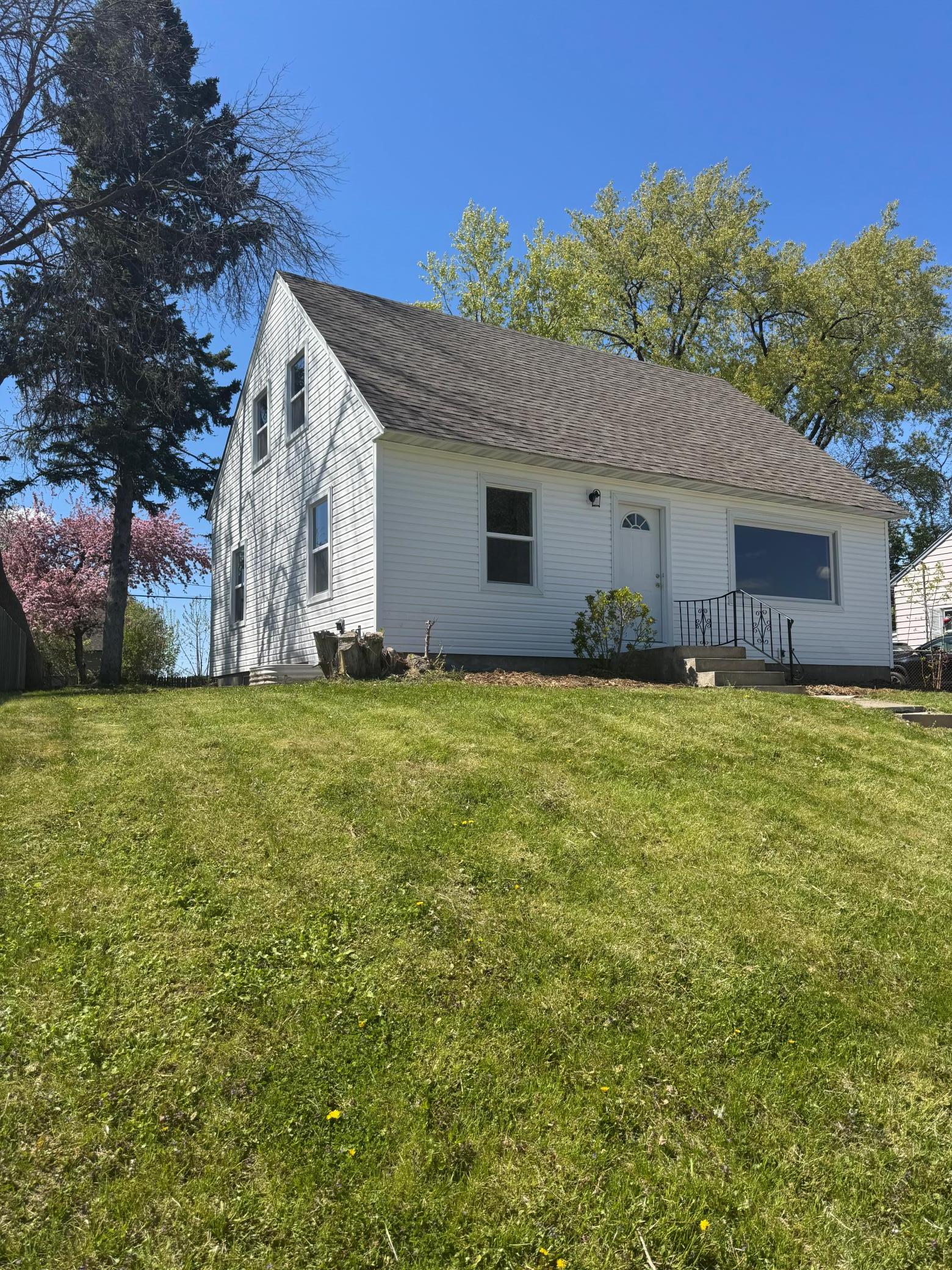 Homes for sale in West Saint Paul, MN | 1173 Macarthur St, West Saint Paul, MN 55118 | MLS# 7070319