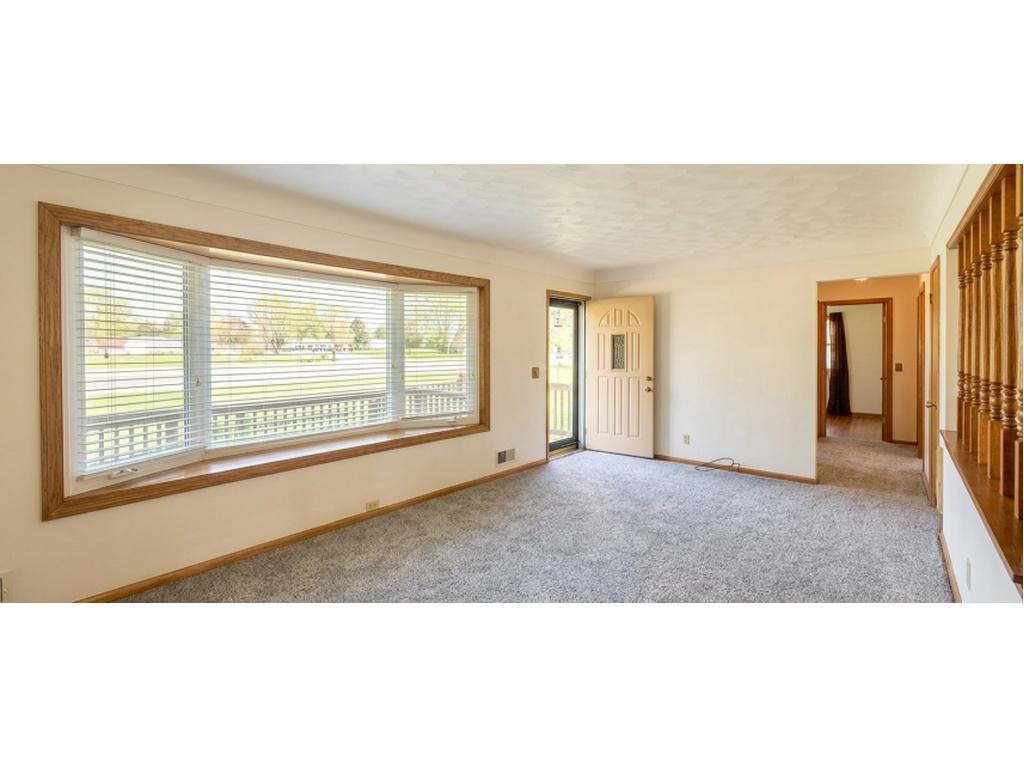 Homes for sale in White Bear Lake, MN | 4585 Otter Lake Rd, White Bear Lake, MN 55110 | MLS# 7070417