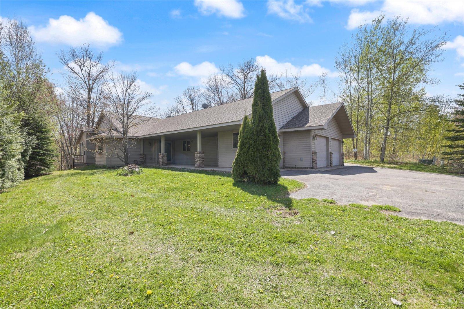 Homes for sale in Coleraine, MN | 127 Eagle Dr, Coleraine, MN 55722 | MLS# 7070429