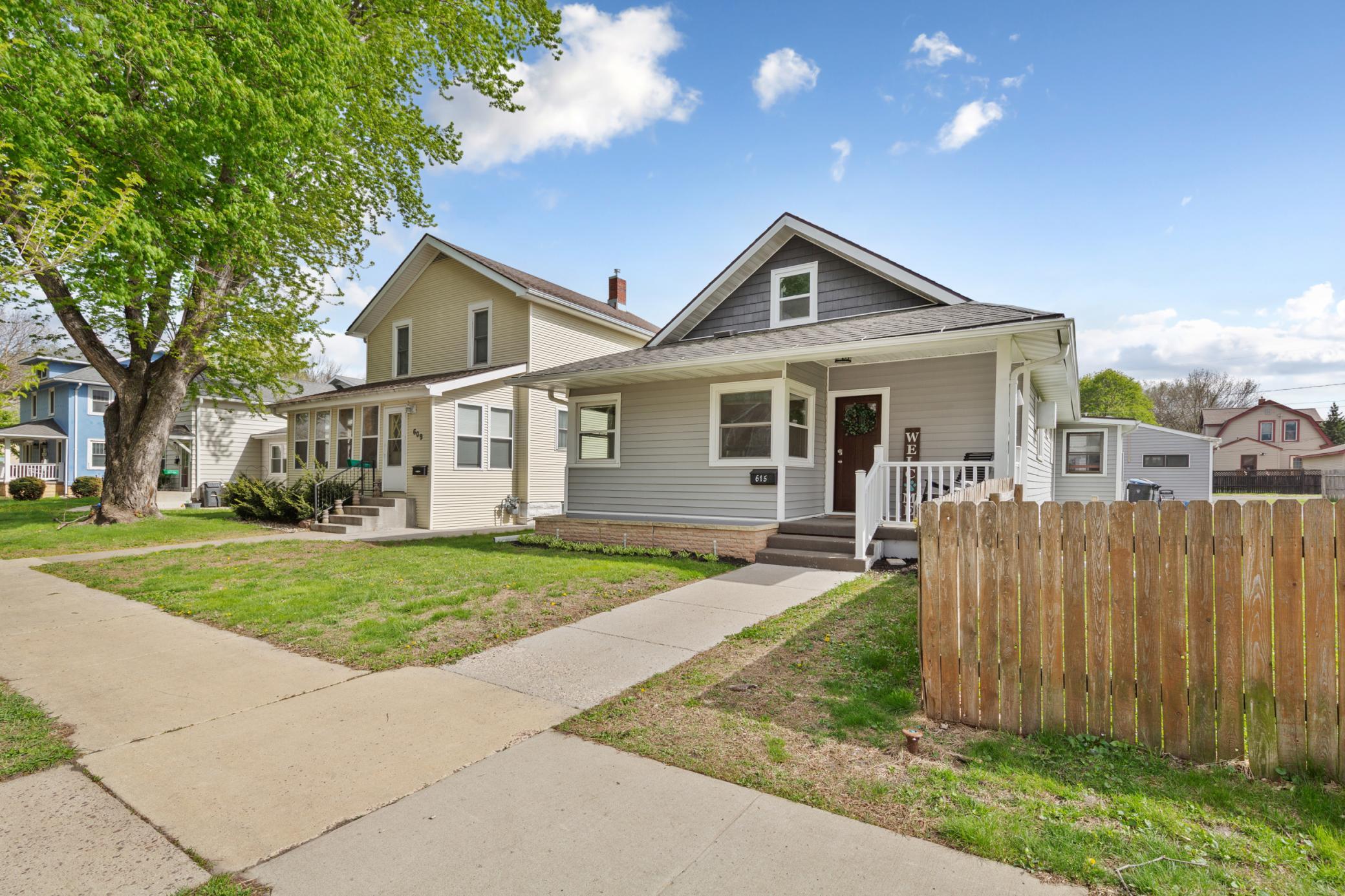 Homes for sale in Mankato, MN | 615 Park Ln, Mankato, MN 56001 | MLS# 7070430