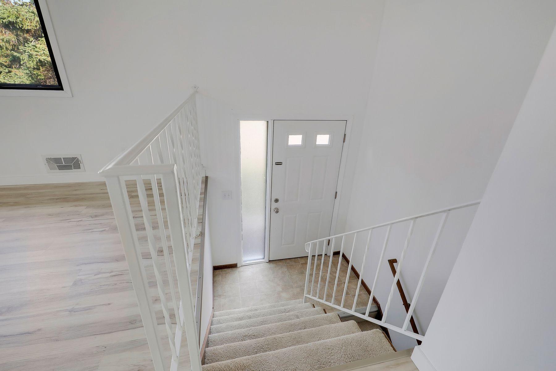 5th image of 9205 Dartford Rd, Saint Paul, MN 55125 | MLS# 7070463