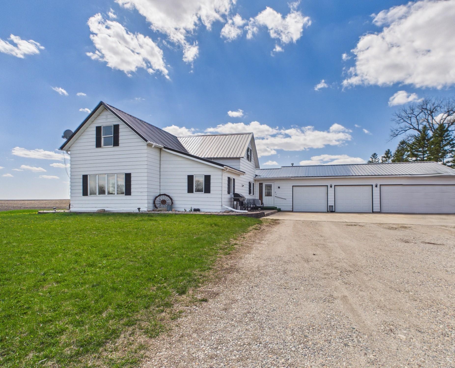 Homes for sale in Starbuck, MN | 30975 295th Ave, Starbuck, MN 56381 | MLS# 7070559