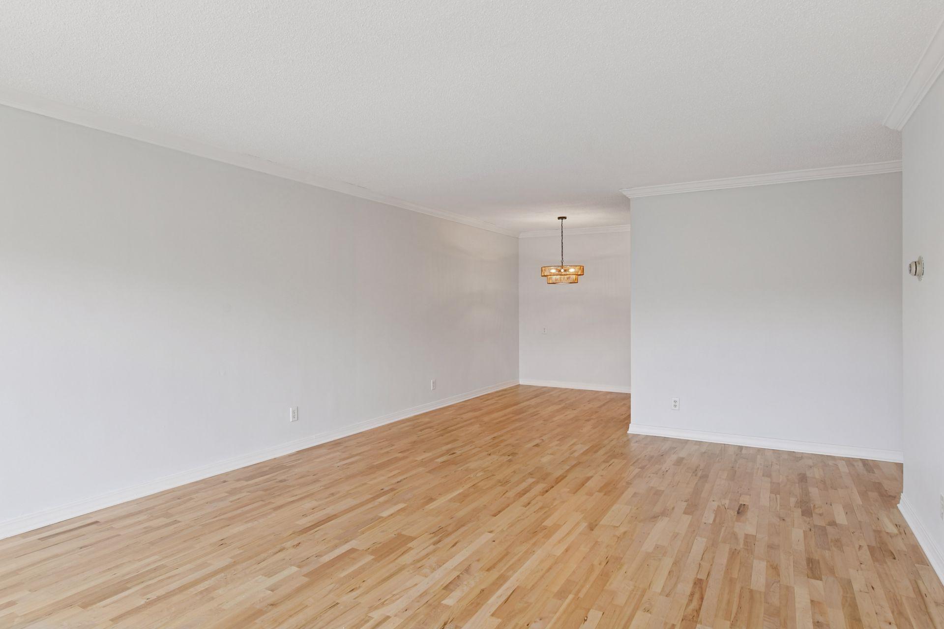5th image of 821 Douglas Ave #304, Minneapolis, MN 55403 | MLS# 7070784