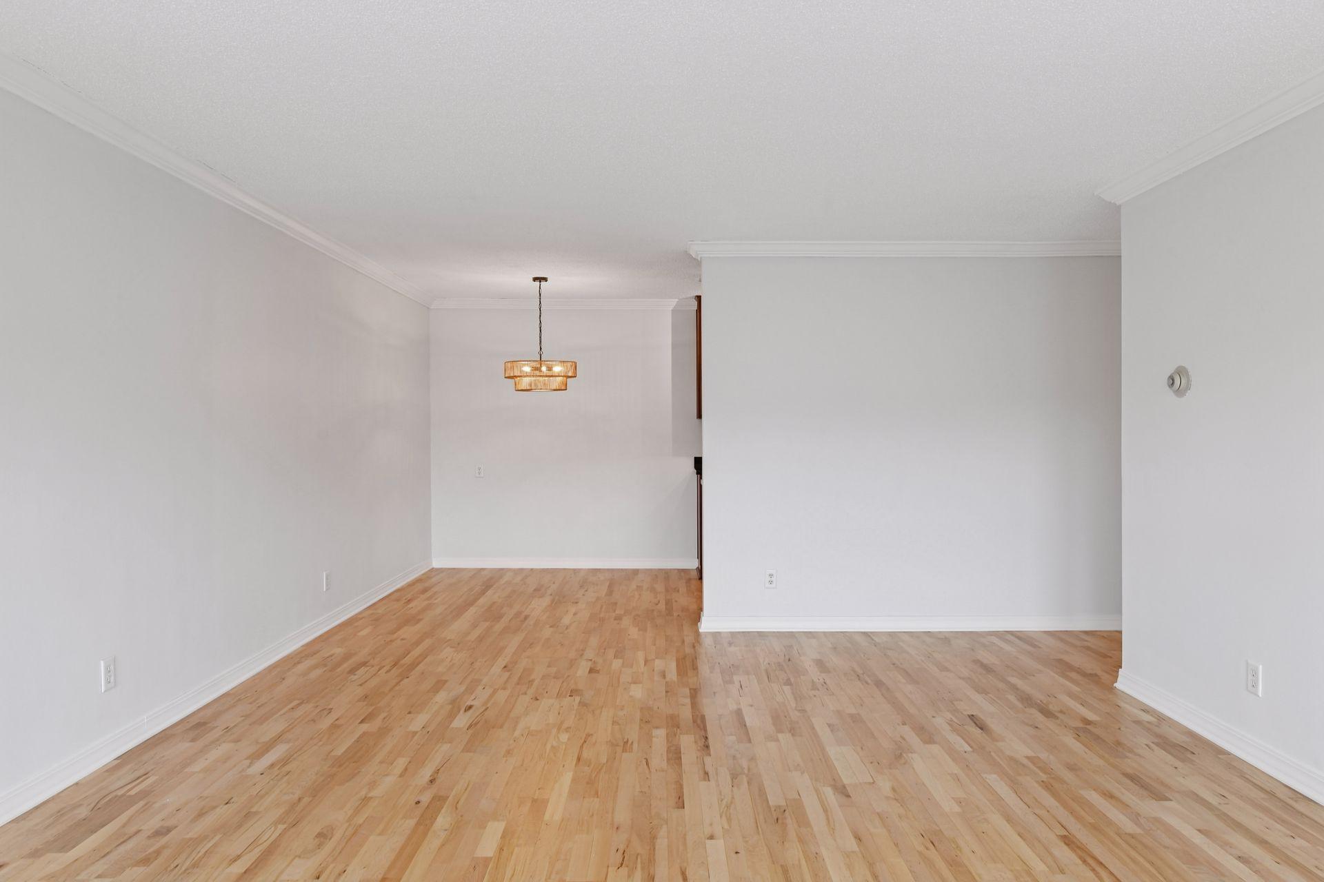 4th image of 821 Douglas Ave #304, Minneapolis, MN 55403 | MLS# 7070784