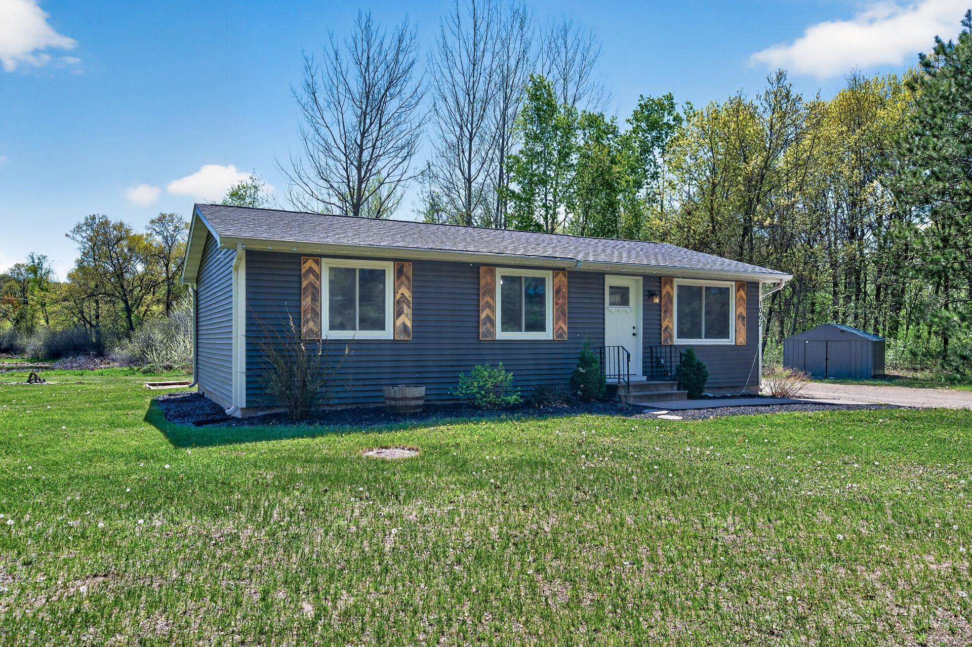 Homes for sale in Isanti, MN | 1062 N Ryan Lake Rd Ne, Isanti, MN 55040 | MLS# 7071507