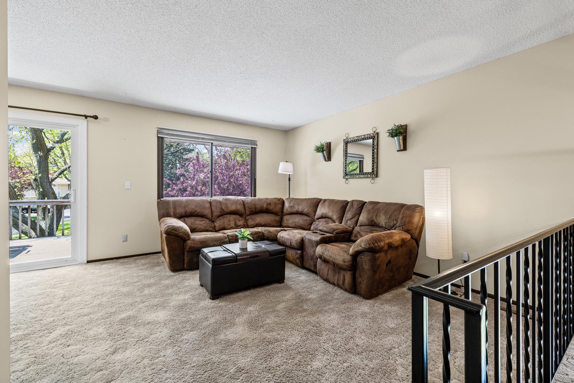 4th image of 6586 Ives Ln N, Maple Grove, MN 55369 | MLS# 7071553