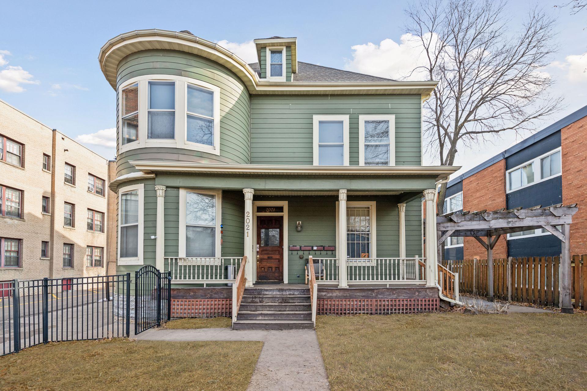 Homes for sale in Minneapolis, MN | 2021 3rd Ave S, Minneapolis, MN 55404 | MLS# 7071556