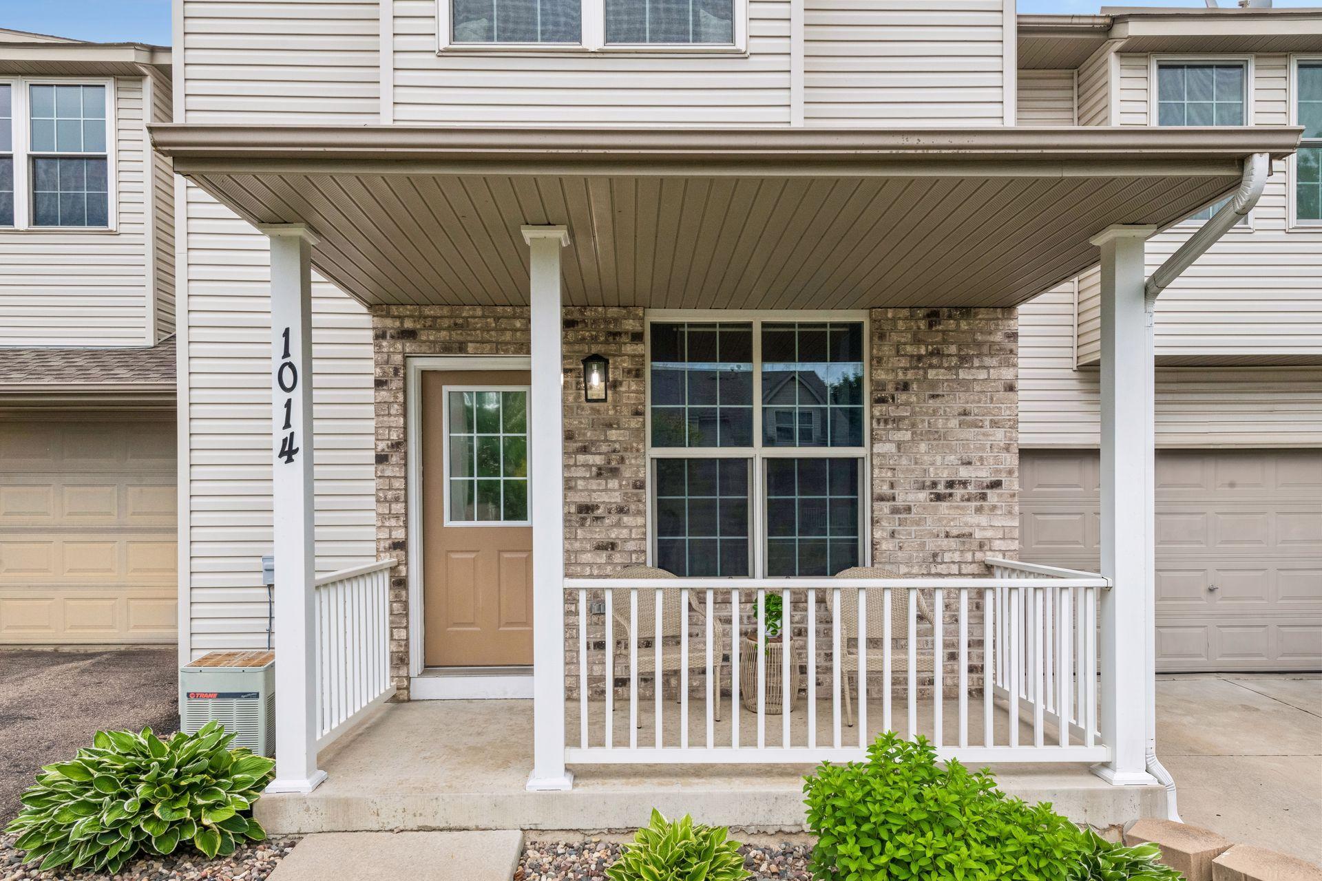 2nd image of 1014 Heldt St, Chaska, MN 55318 | MLS# 7071568