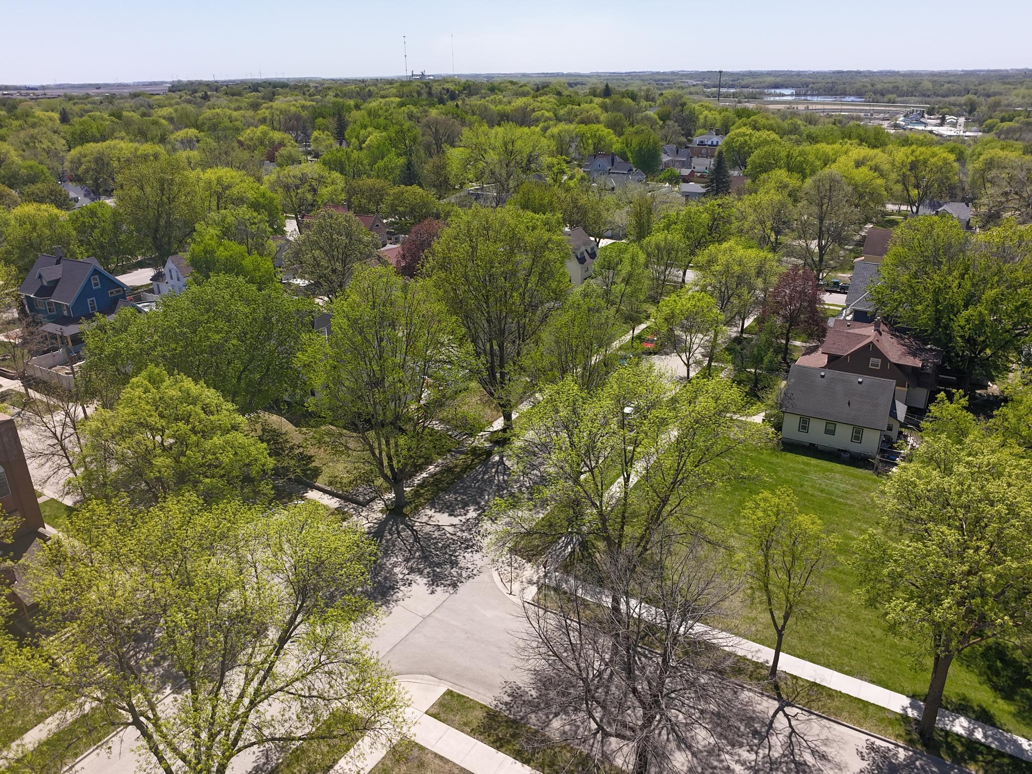 Homes for sale in Montevideo, MN | 112 N 4th St, Montevideo, MN 56265 | MLS# 7071718