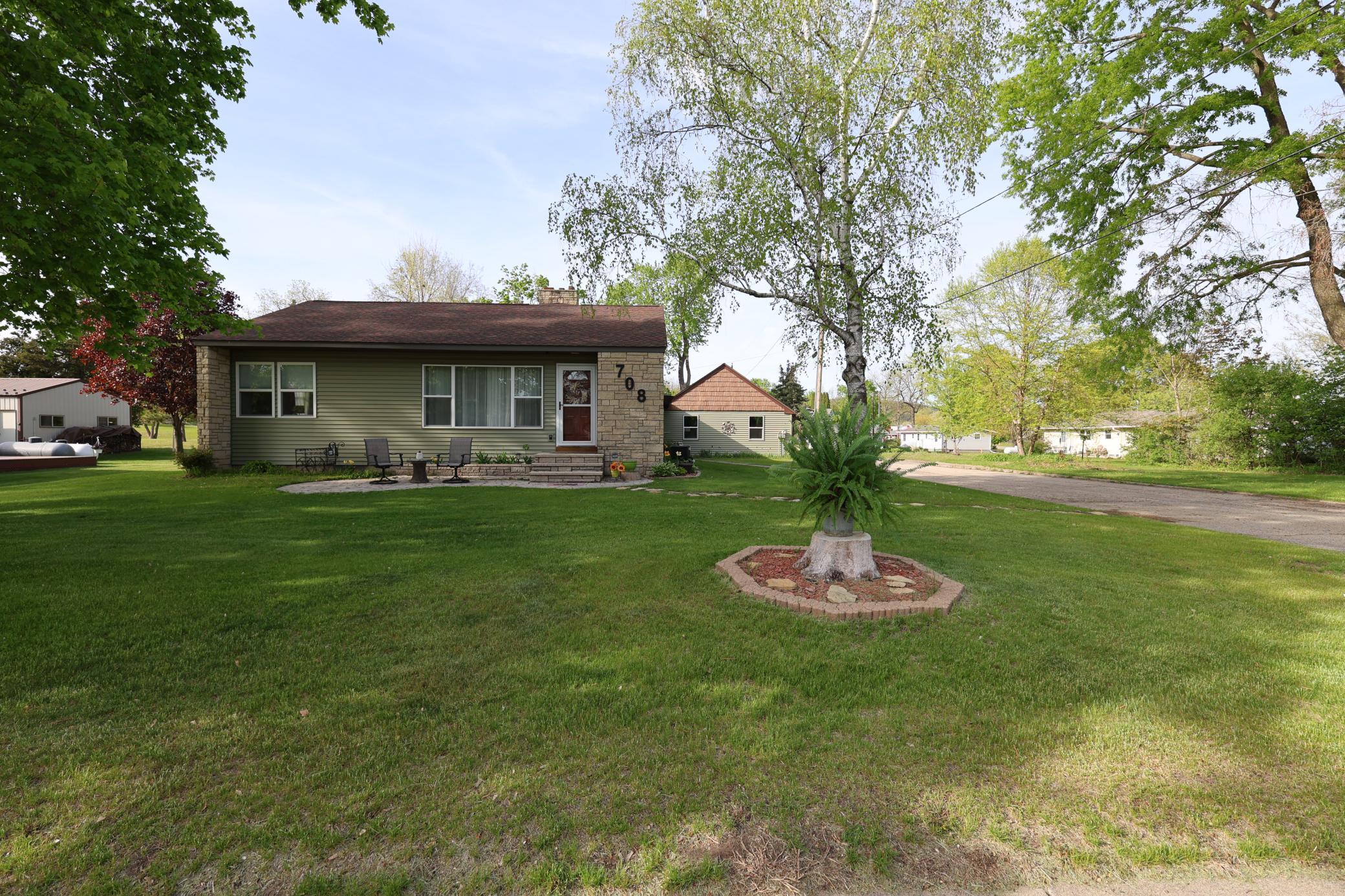 2nd image of 708 3rd St, Pepin, WI 54759 | MLS# 7071801