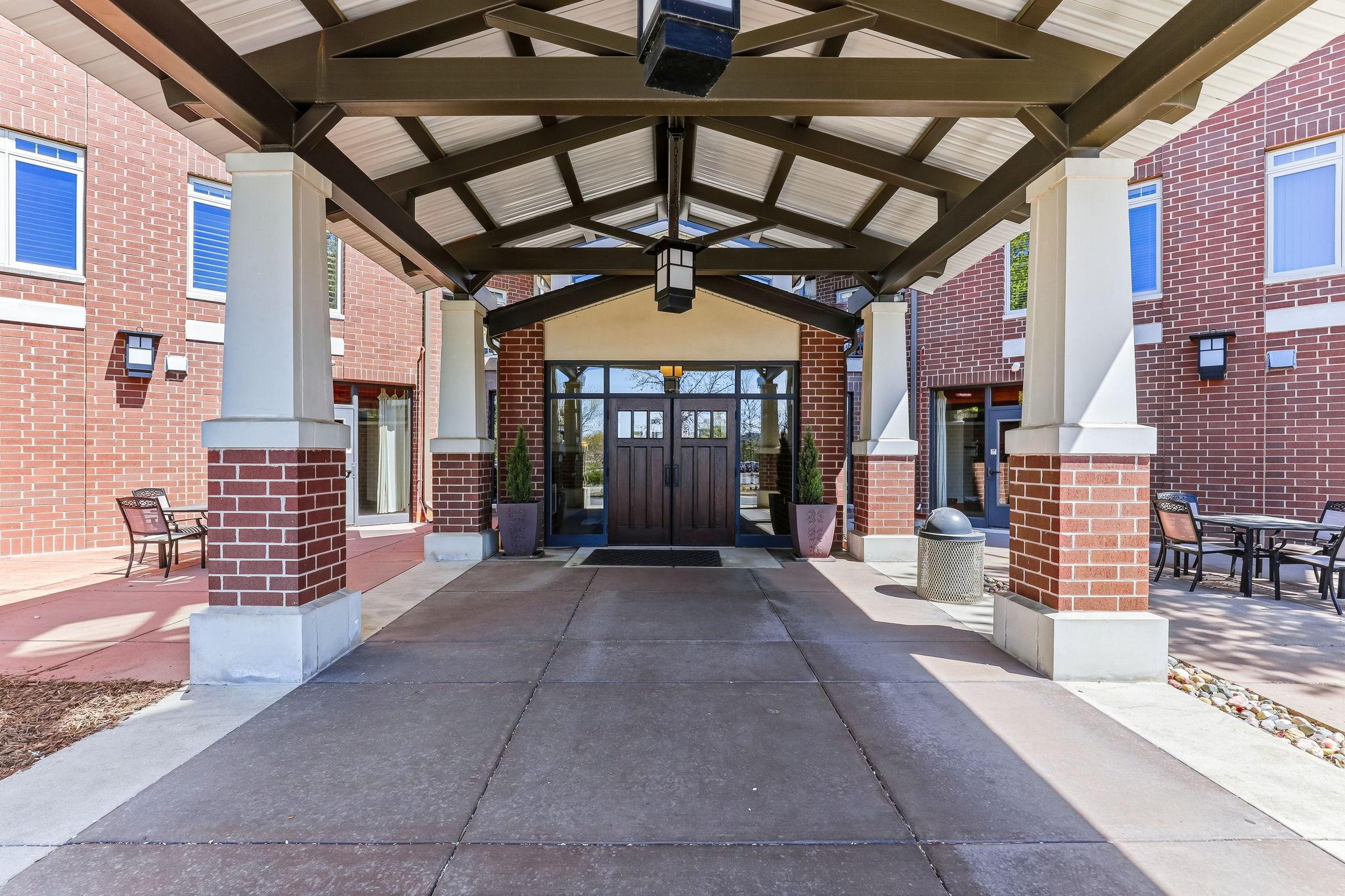 Homes for sale in Saint Louis Park, MN | 3251 Louisiana Ave S #323, Saint Louis Park, MN 55426 | MLS# 7071983