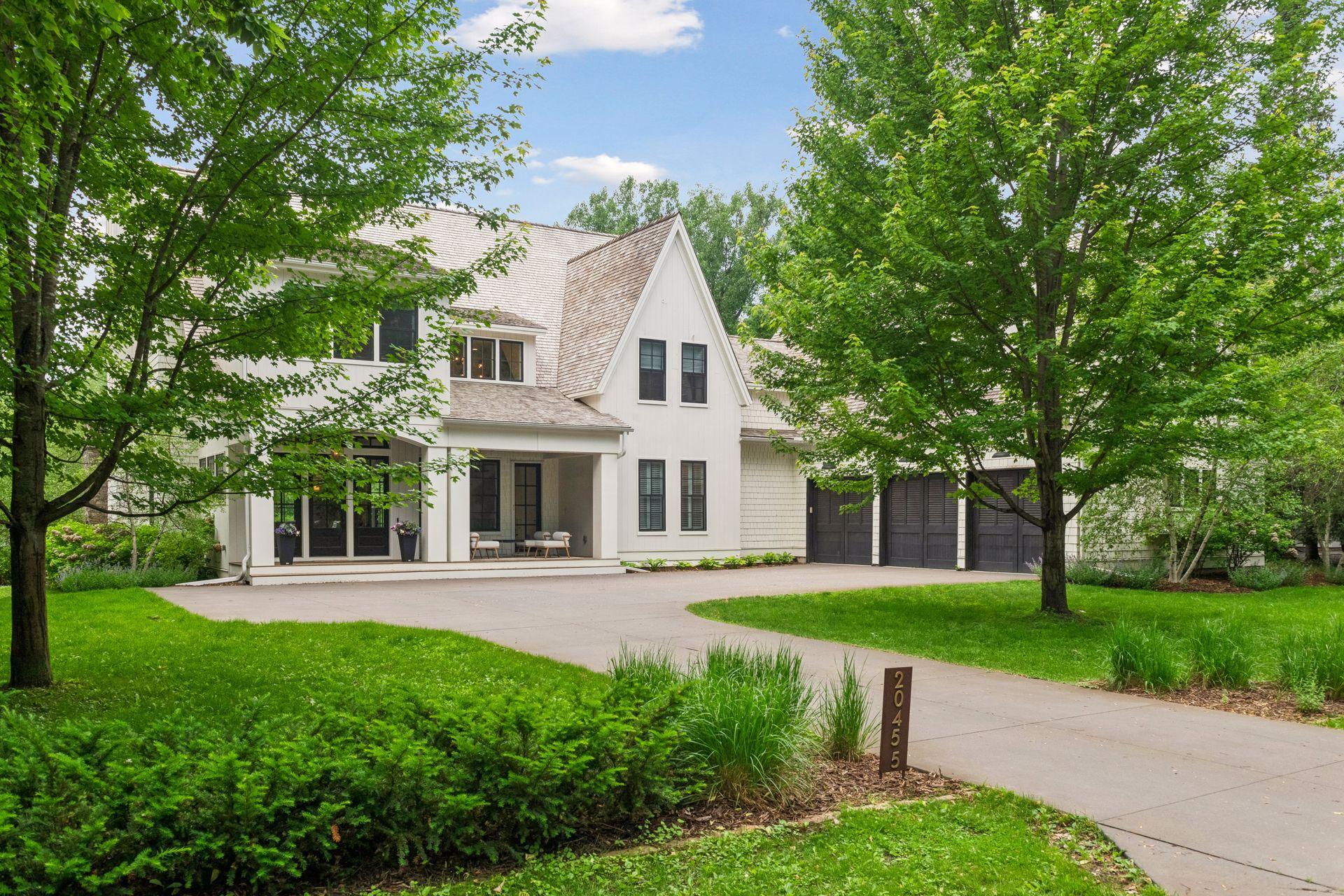1st image of 20455 Park Pl, Excelsior, MN 55331 | MLS# 7072072
