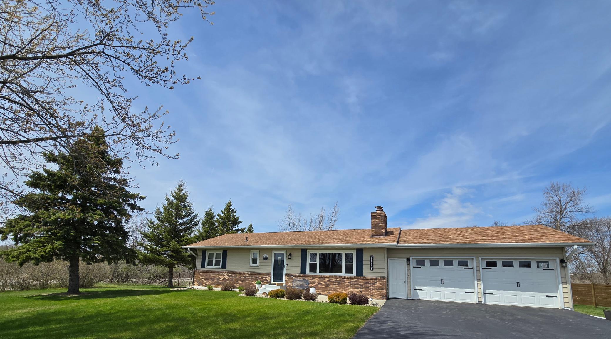 1st image of 800 Willow Springs Rd, Detroit Lakes, MN 56501 | MLS# 7072295