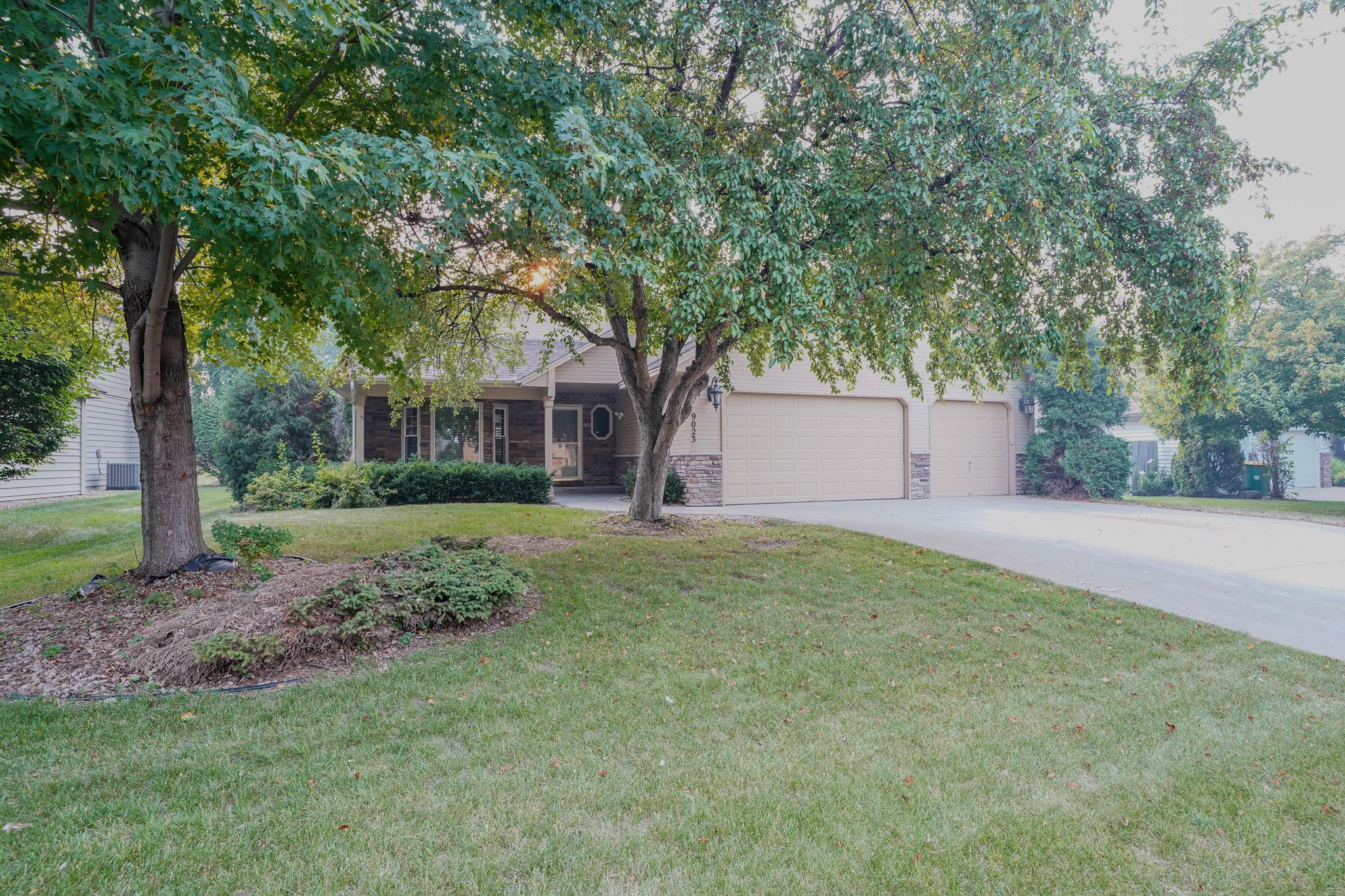 1st image of 9023 Nantwick Rdg, Brooklyn Park, MN 55443 | MLS# 7072704