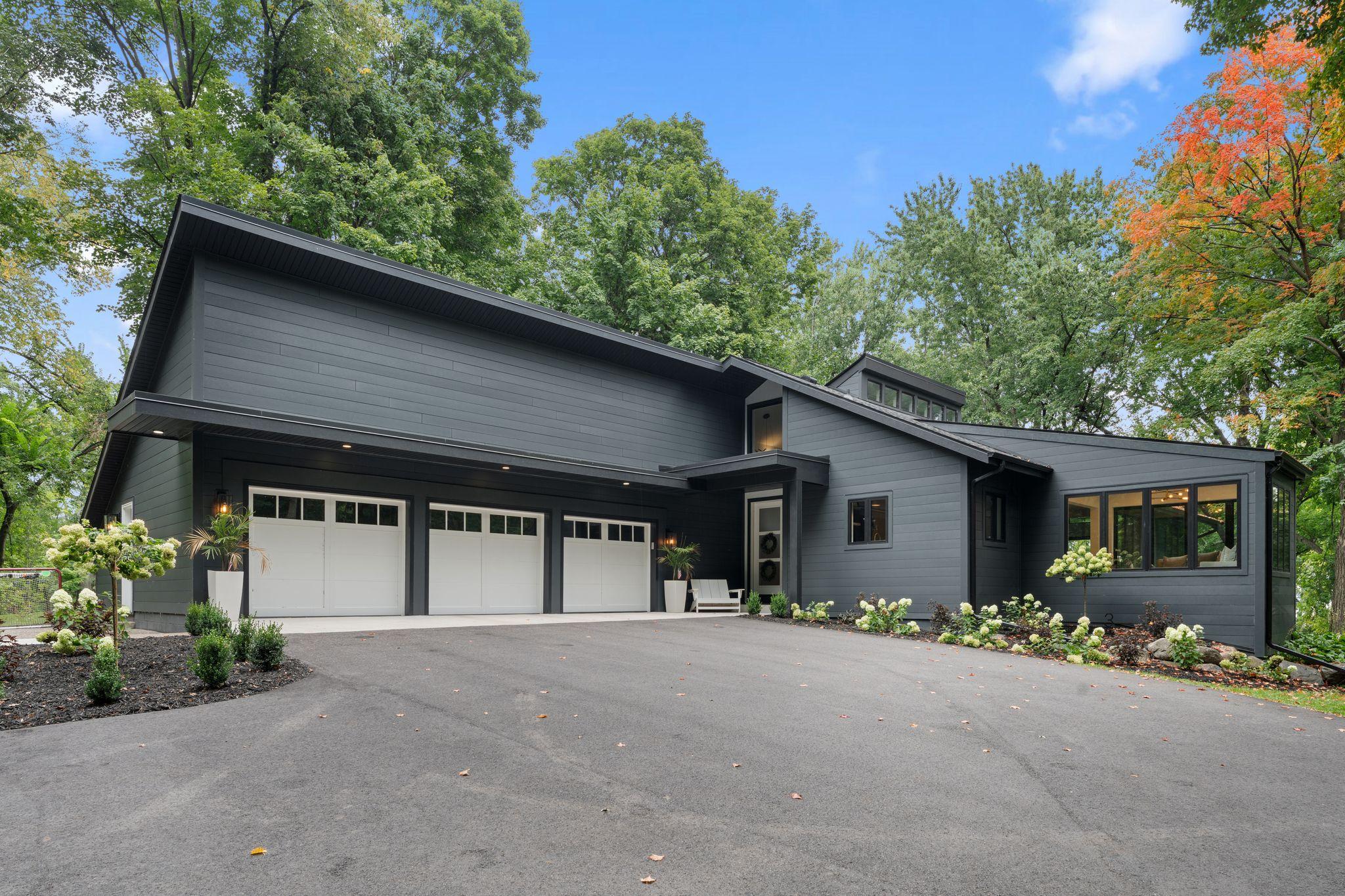 Homes for sale in Minnetonka Beach, MN | 3 Crescent St, Minnetonka Beach, MN 55391 | MLS# 7072735