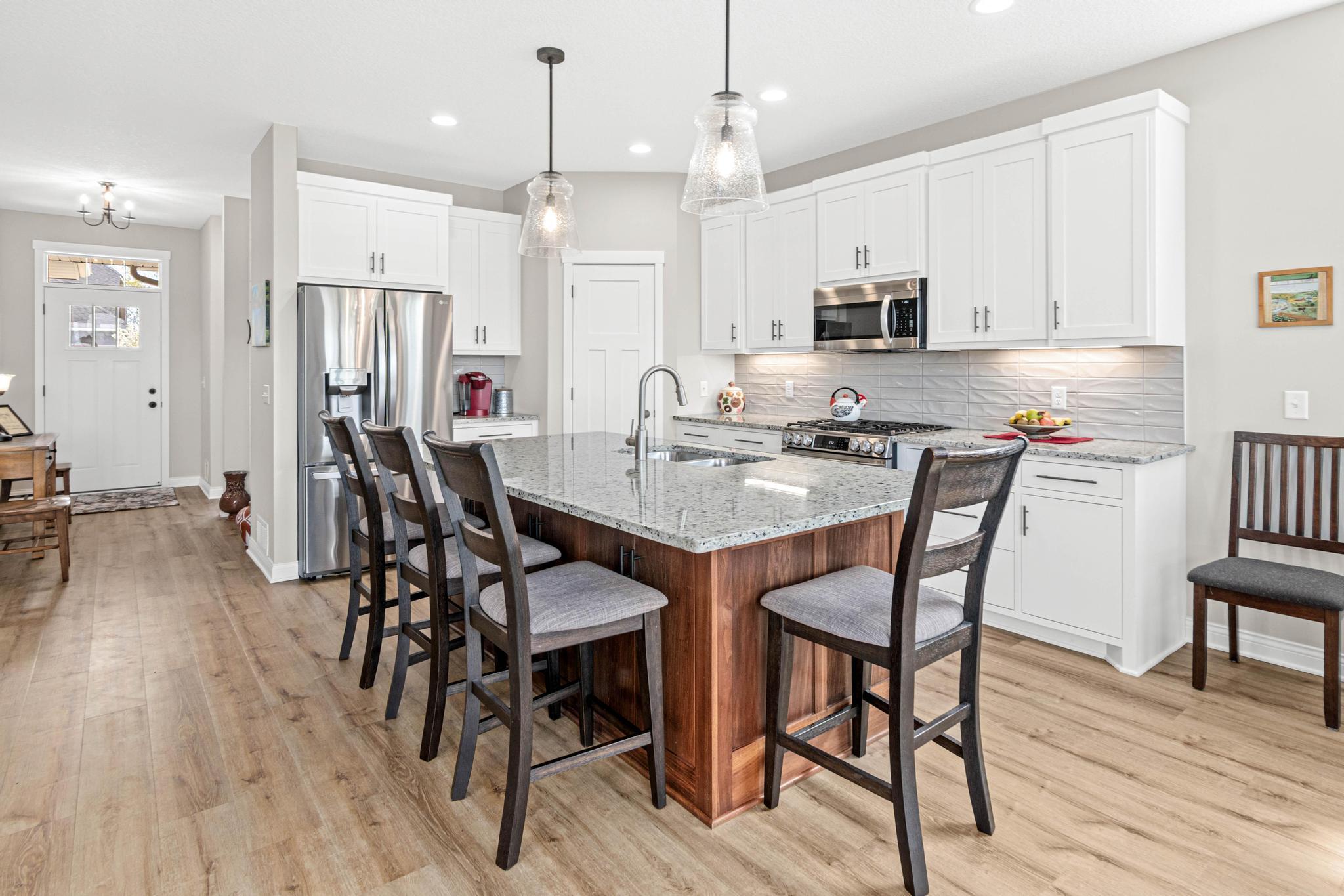 4th image of 29264 Kenwood Wy, Chisago City, MN 55013 | MLS# 7072914