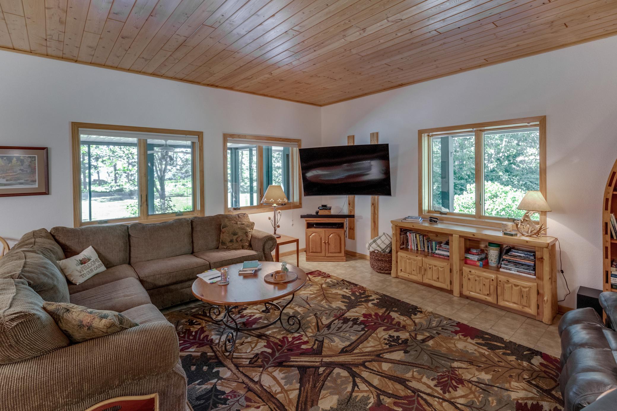 Homes for sale in Cass Lake, MN | 11027 Oak Point Rd Nw, Cass Lake, MN 56633 | MLS# 7073284