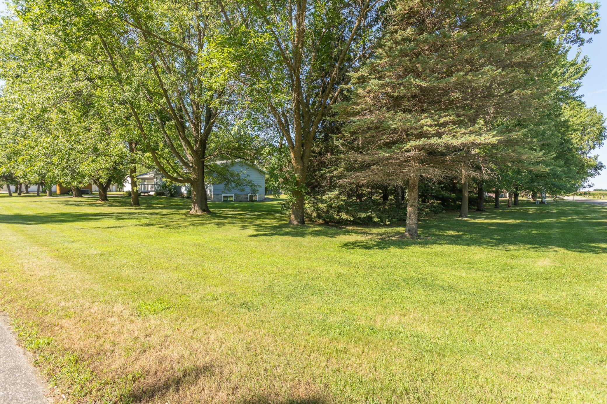 4th image of 418 N Clayborn Ave, Parkers Prairie, MN 56361 | MLS# 7073312