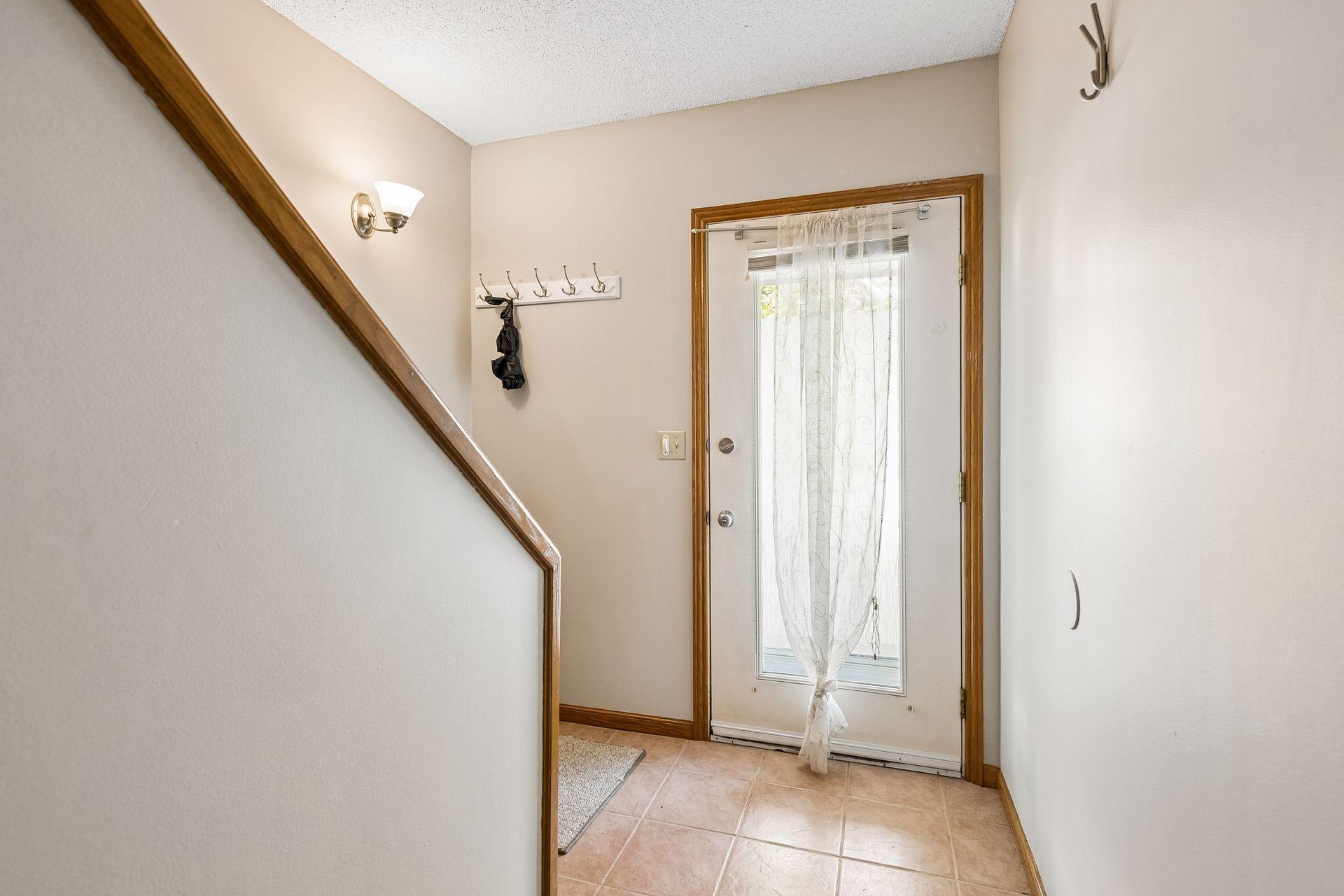 5th image of 930 Dartmouth Pl Se, Minneapolis, MN 55414 | MLS# 7073458