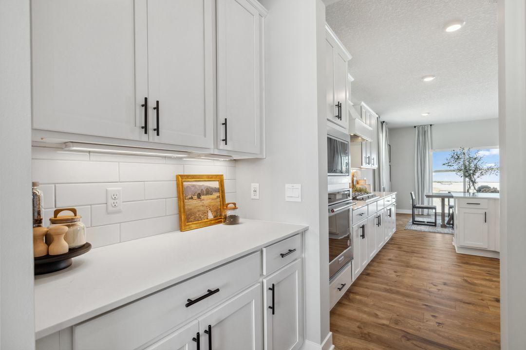4th image of 4582 Percheron Blvd, Chaska, MN 55318 | MLS# 7073501