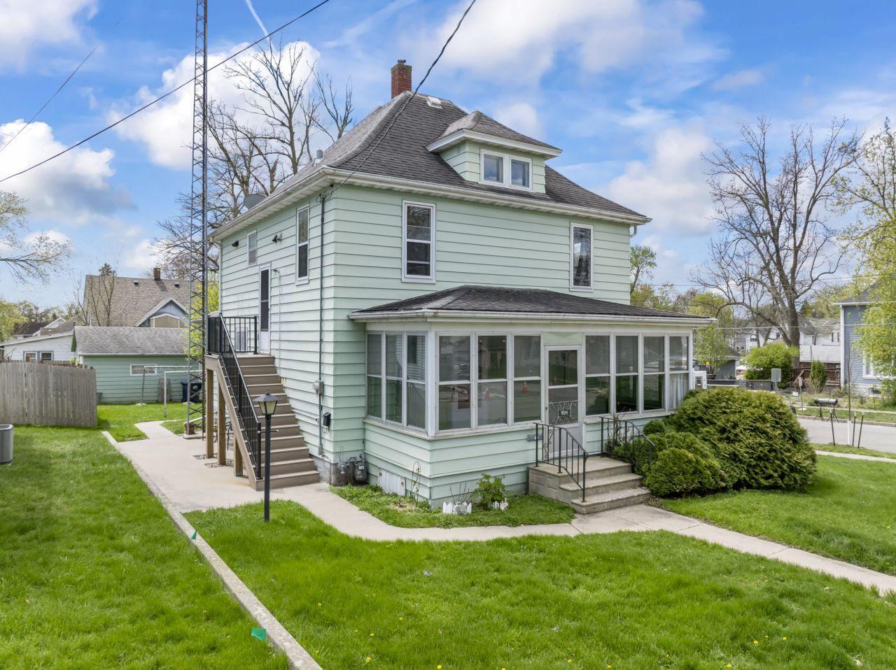 1st image of 904 1st St Se, Rochester, MN 55904 | MLS# 7073583