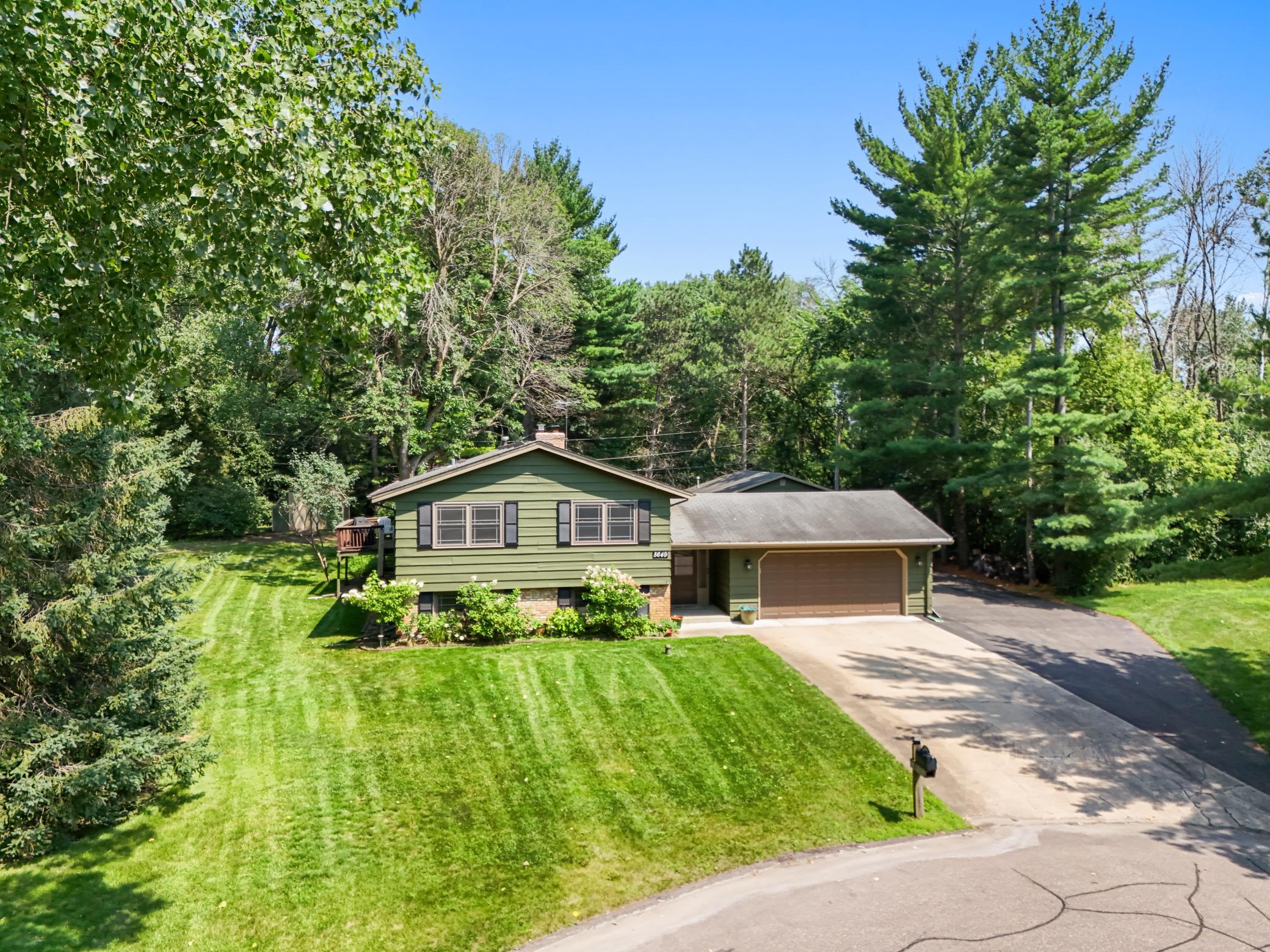 Homes for sale in Minnetonka, MN | 5649 Rebecca Ln, Minnetonka, MN 55345 | MLS# 7073611