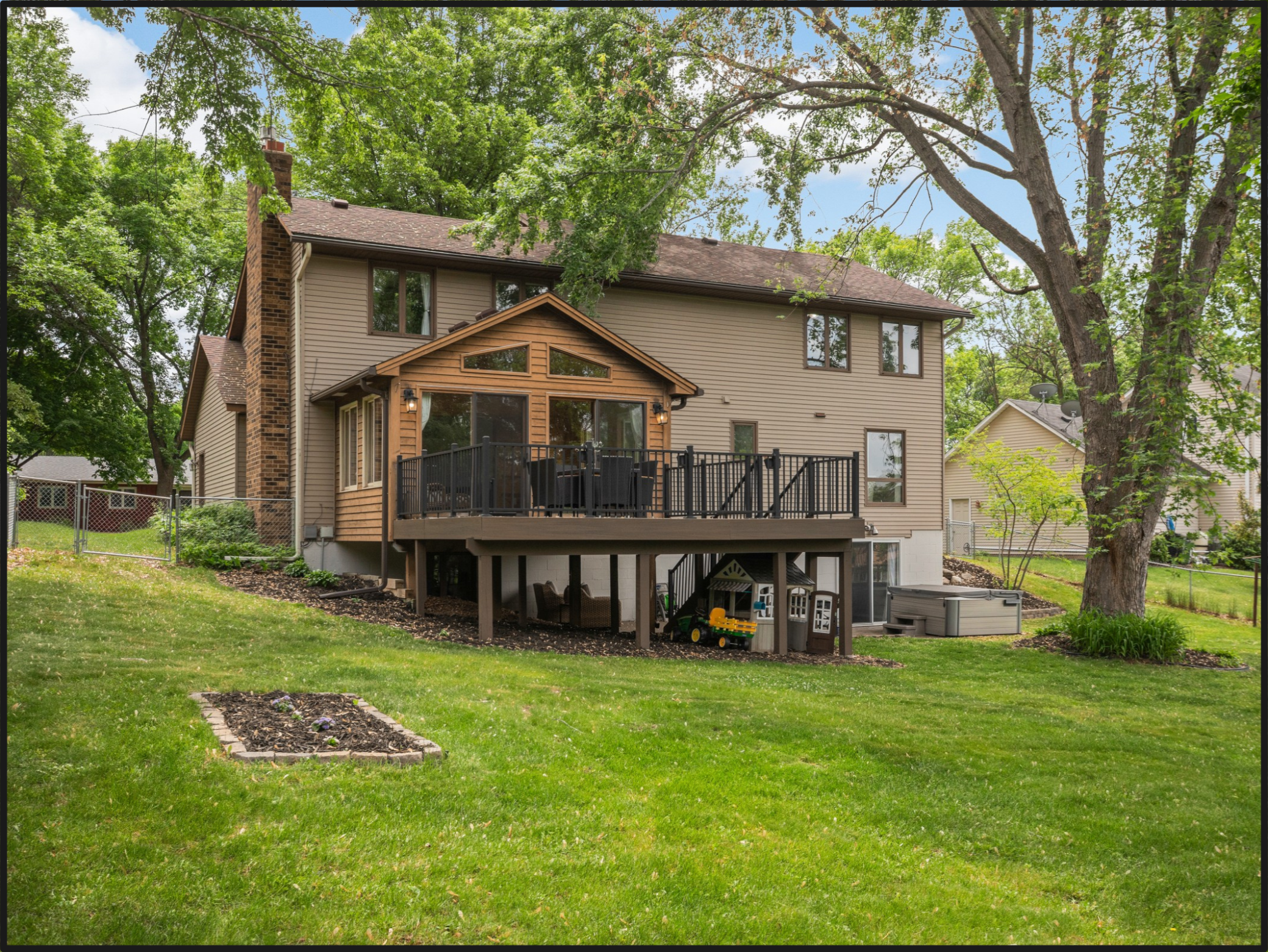 26th image of 10587 Wellington Ln N, Maple Grove, MN 55369 | MLS# 7073995