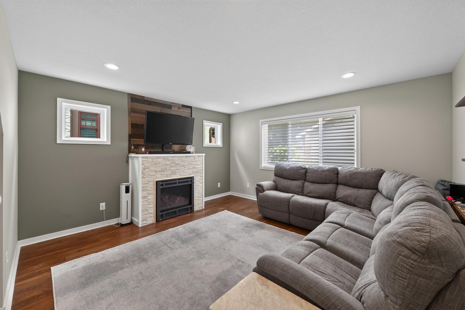 5th image of 1443 Jefferson Ave, Saint Paul, MN 55105 | MLS# 7074139