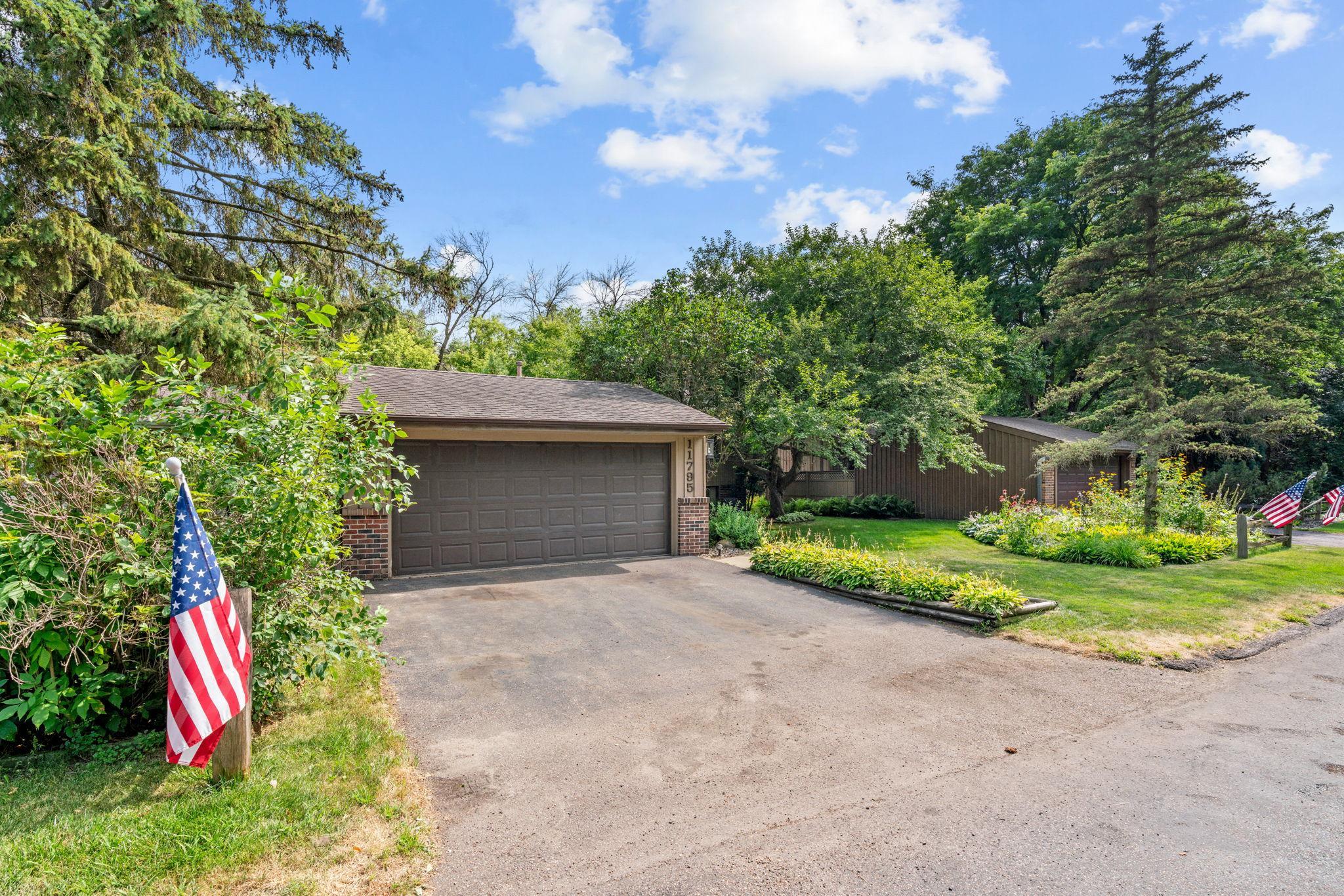 4th image of 11795 Red Fox Dr, Maple Grove, MN 55369 | MLS# 7074638