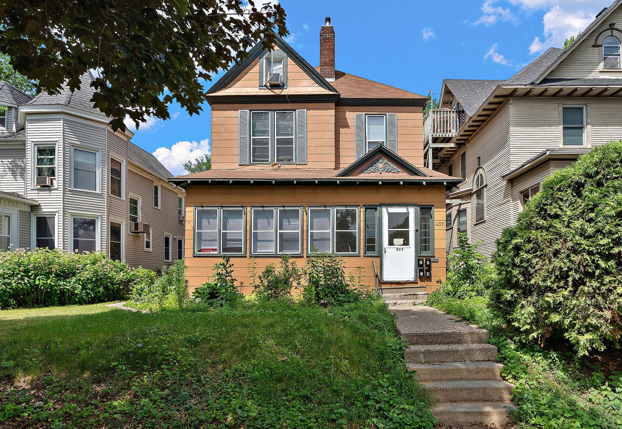 2nd image of 437 Wheeler St N, Saint Paul, MN 55104 | MLS# 7074661
