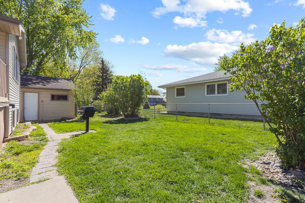 Homes for sale in Marshall, MN | 400 E Southview Dr, Marshall, MN 56258 | MLS# 7074815