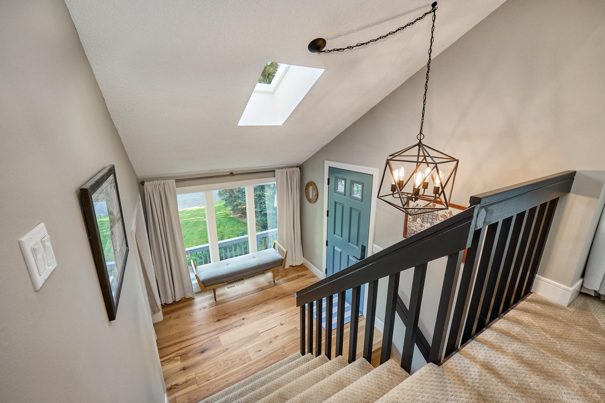 4th image of 4774 Oak Wy, Saint Paul, MN 55122 | MLS# 7074901
