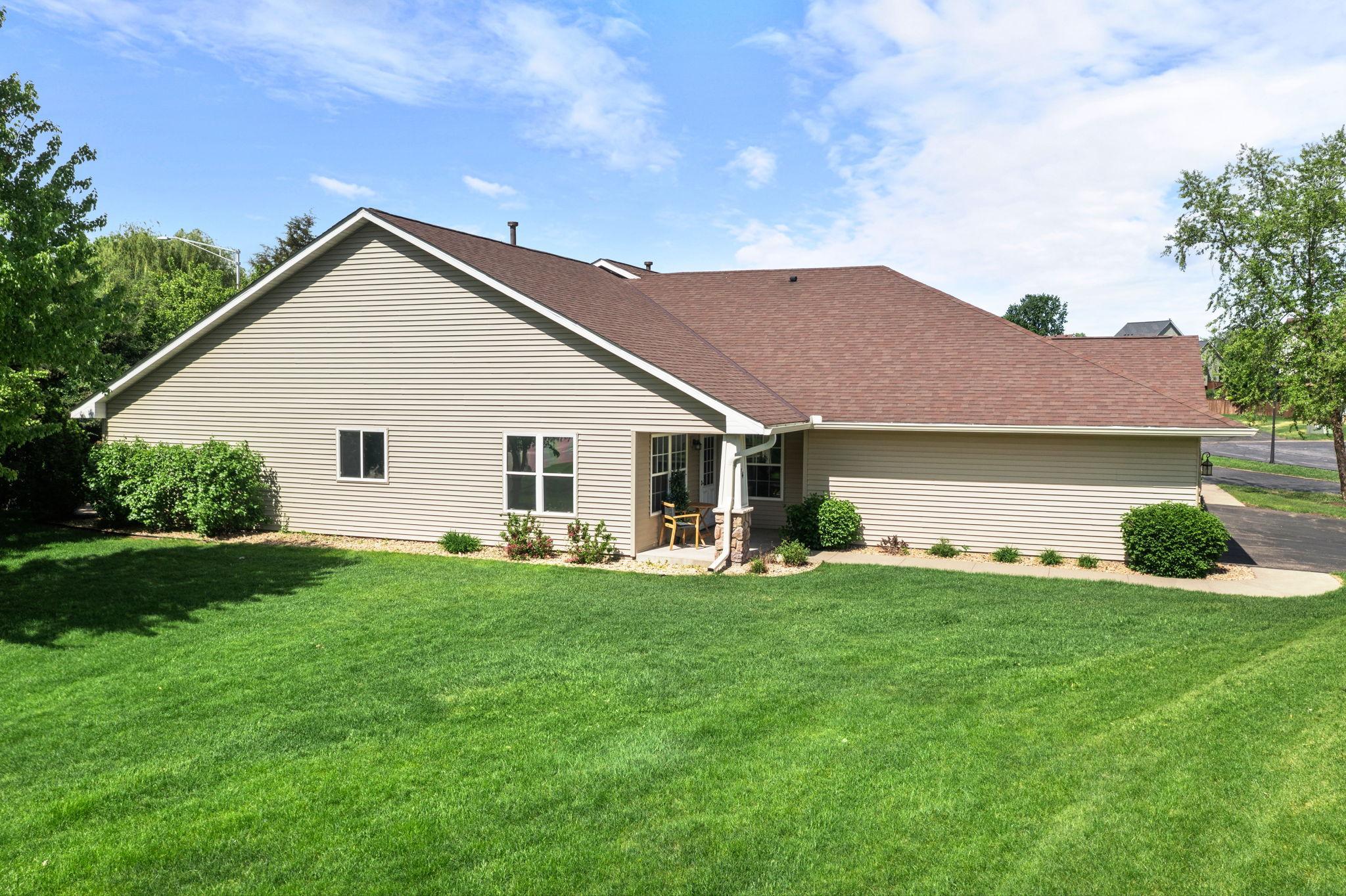 2nd image of 74 Crown Pointe Curv, Hudson, WI 54016 | MLS# 7075113
