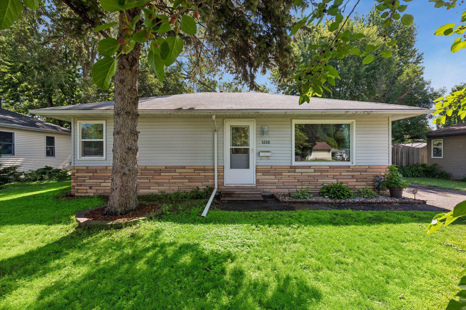 3rd image of 5228 Jersey Ave N, Crystal, MN 55428 | MLS# 7075219