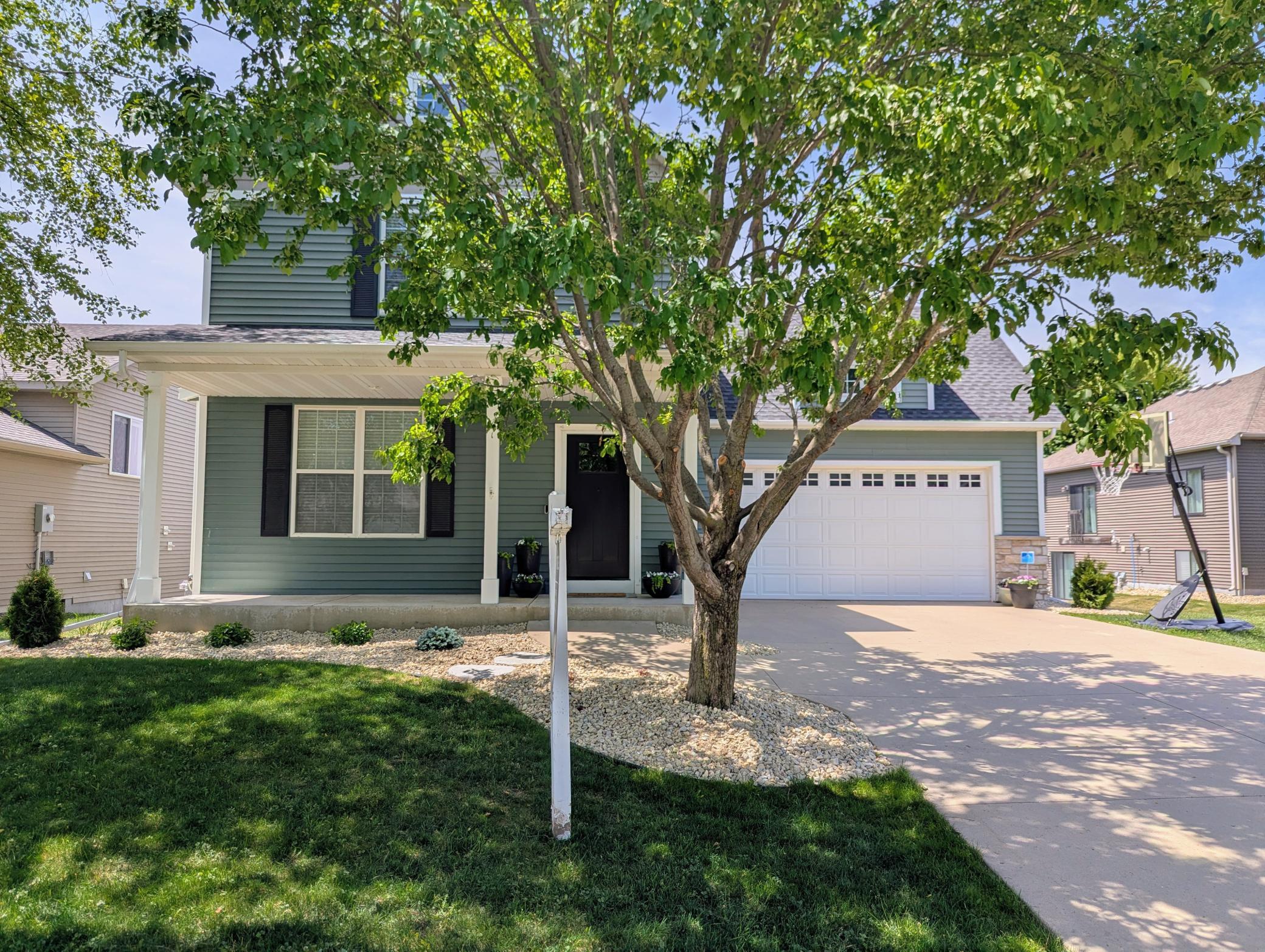 2nd image of 1411 Century Point Ln Ne, Rochester, MN 55906 | MLS# 7075321