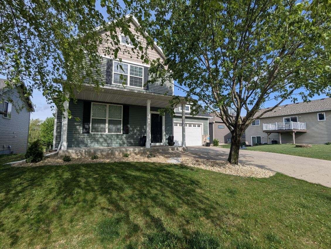 3rd image of 1411 Century Point Ln Ne, Rochester, MN 55906 | MLS# 7075321