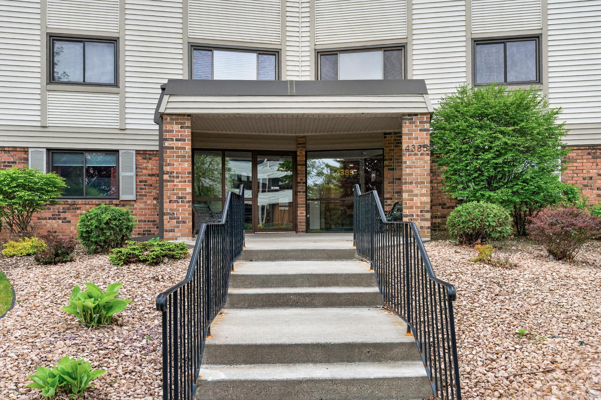 Homes for sale in Plymouth, MN | 4385 Trenton Ln N #102, Plymouth, MN 55442 | MLS# 7075370